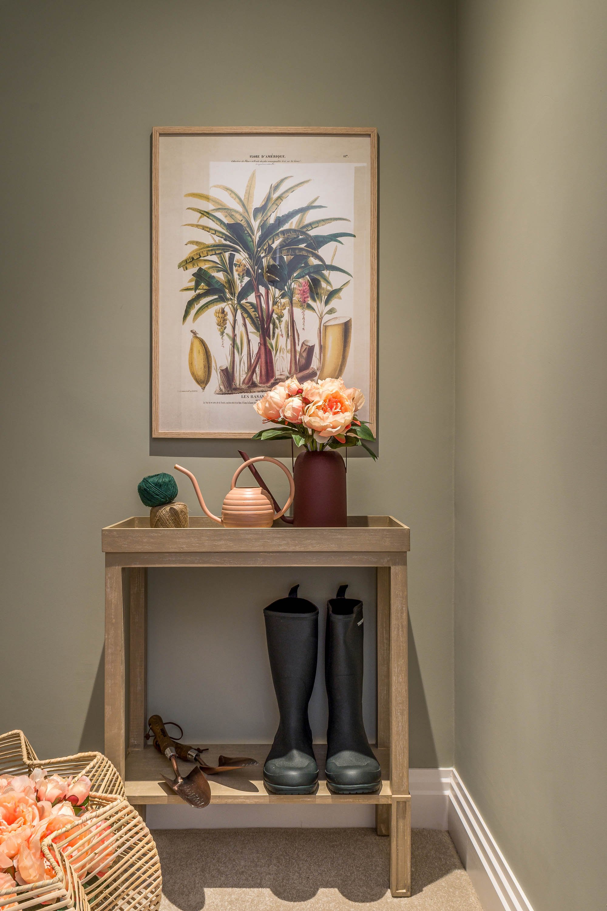 Gardening storage.jpg