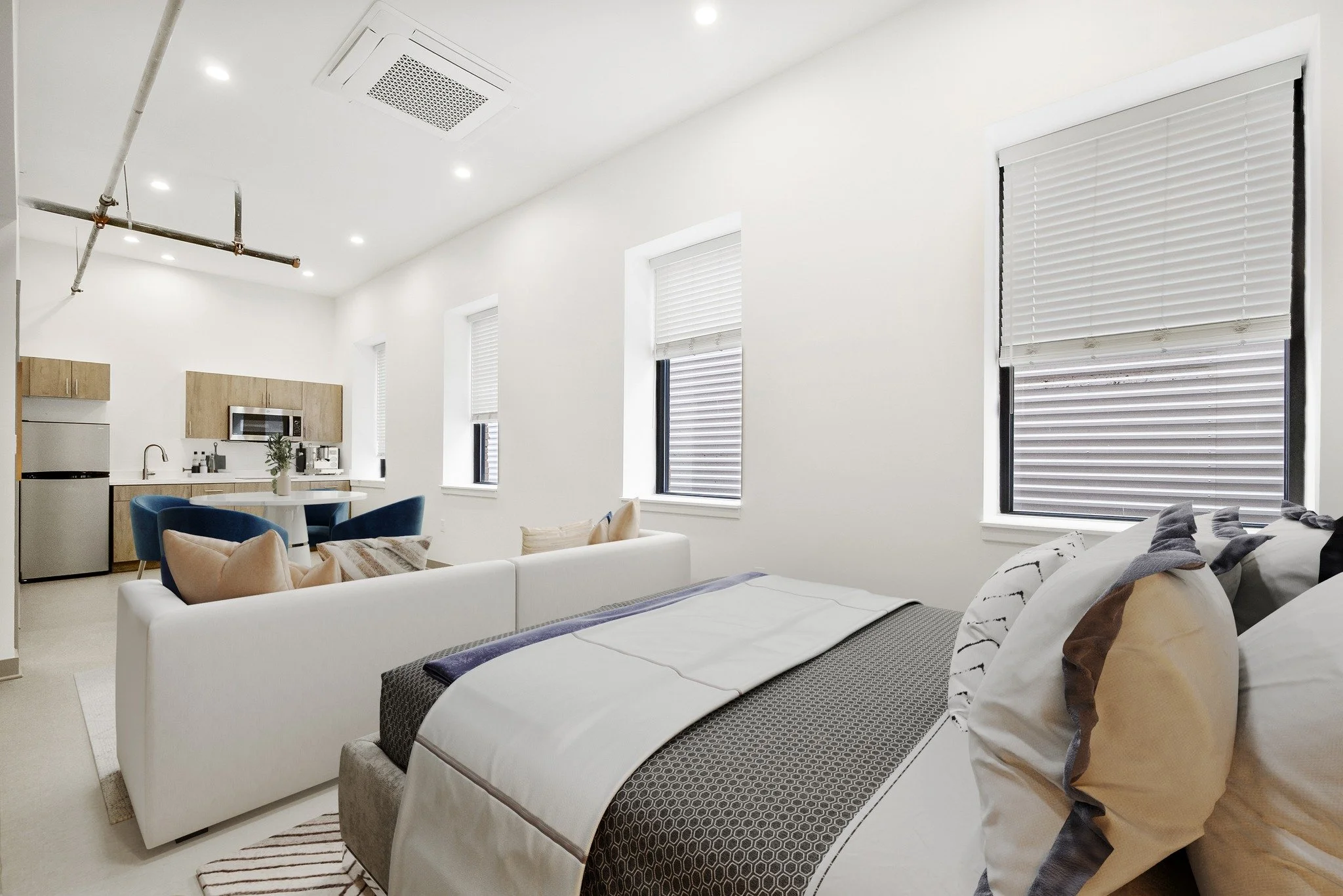 Who said studios aren&rsquo;t the ideal apartment type? We beg to differ! 

Our available studio units at Flanigan Square Lofts offer the perfect blend of intimacy and modern design, providing a low-maintenance, high-impact living solution. 

Contact