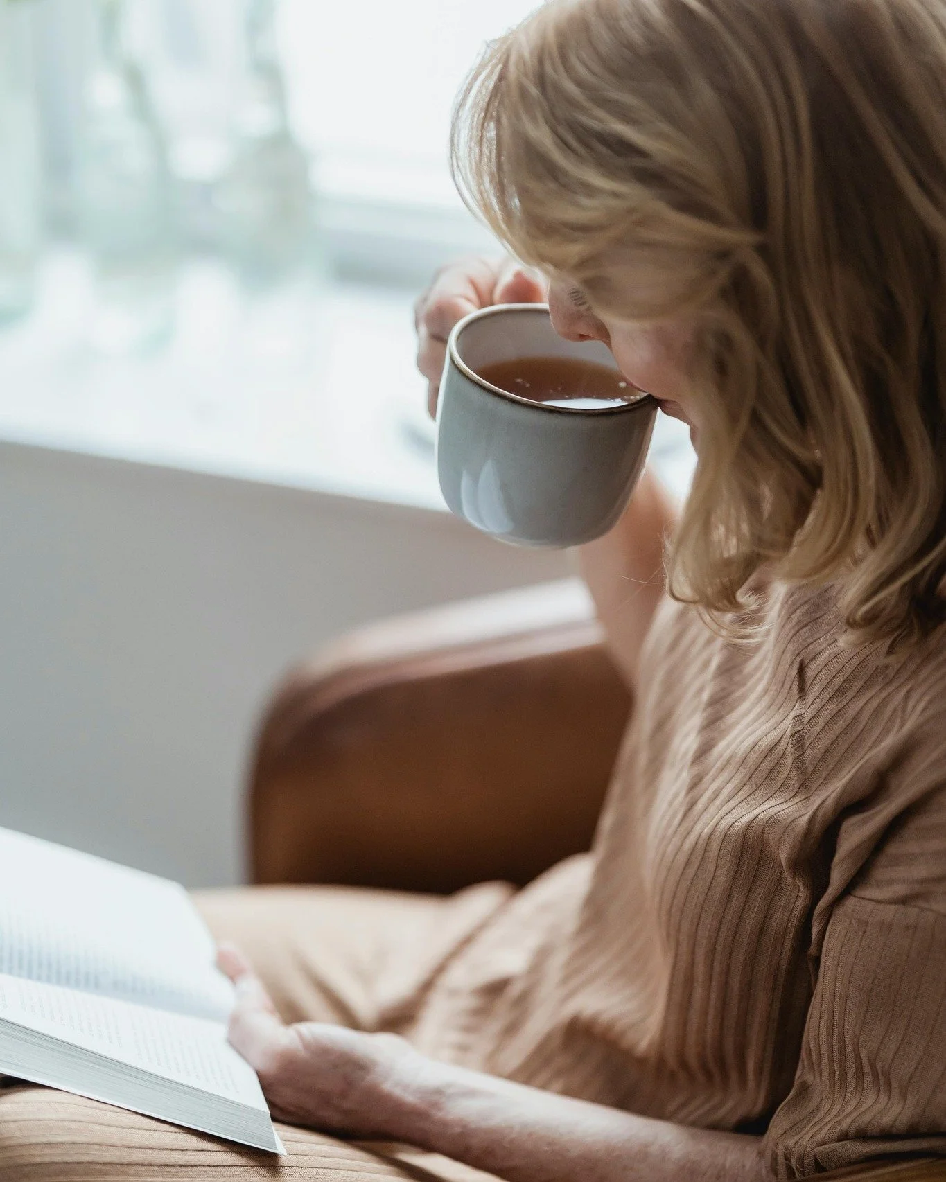 A good book, natural light, and a quiet moment to unwind 

There&rsquo;s nothing better than settling in next to our oversized windows, soaking up the sunshine while you get lost in a story. It&rsquo;s your reminder to slow down, relax, and enjoy the
