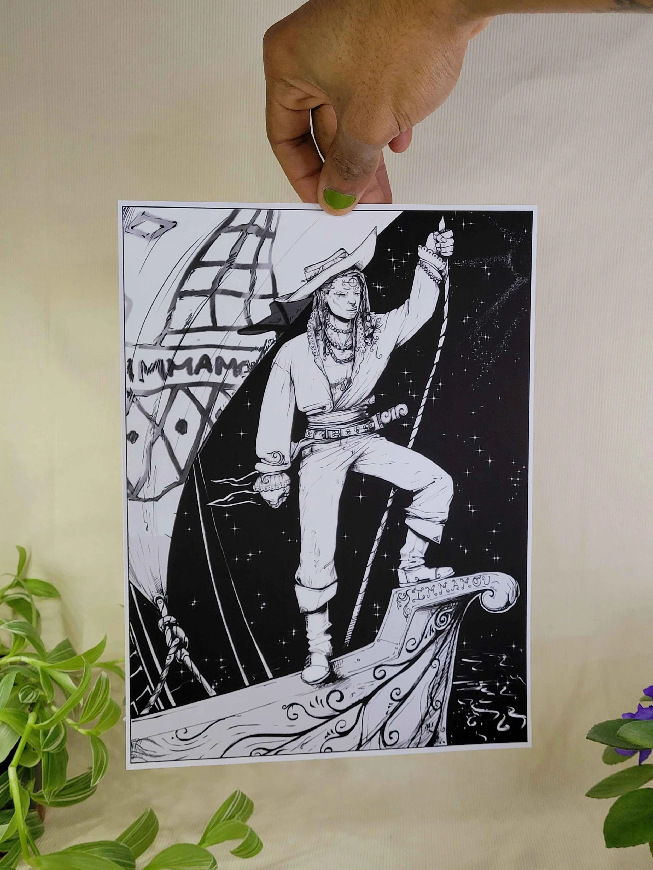 Gede nibi in hand.jpg