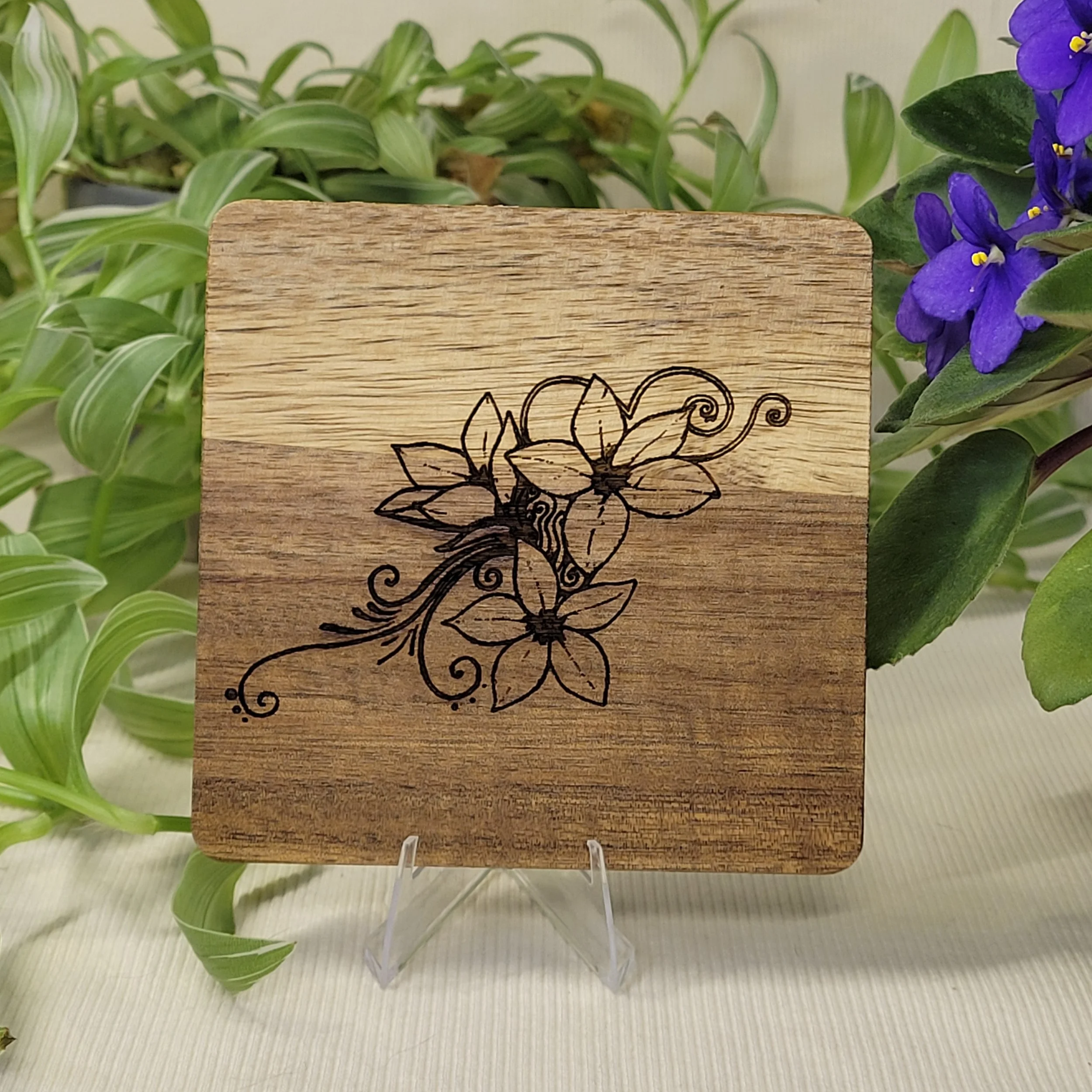 Nibo's heart coaster