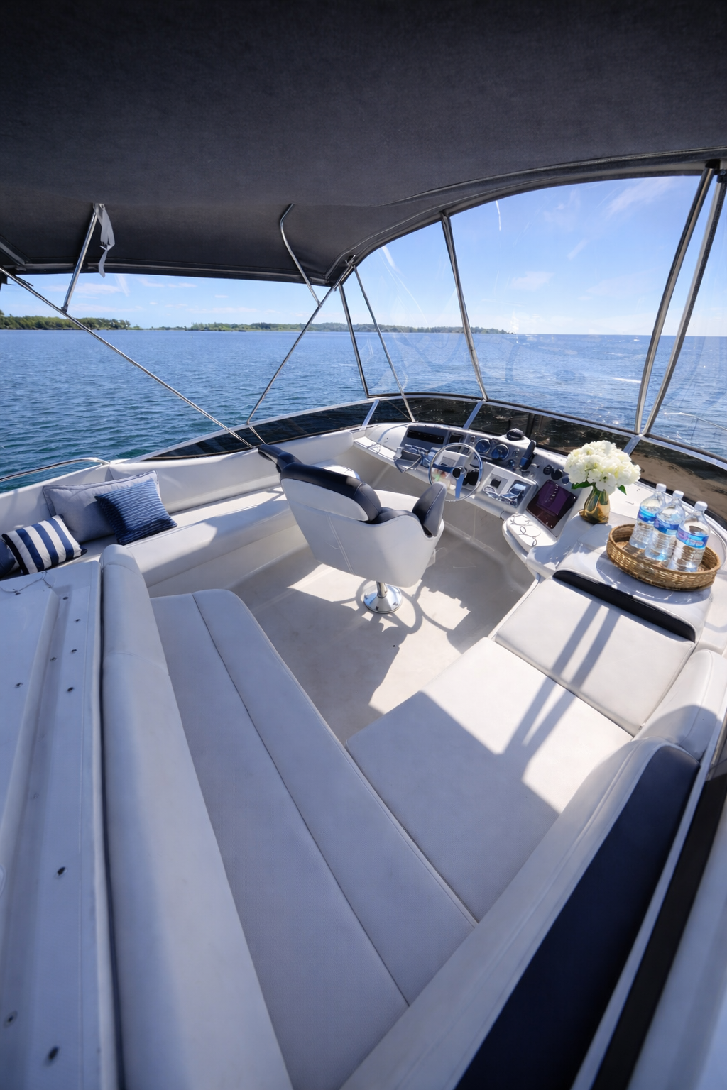 toronto-yacht-charter-flybridge-helm-upper-deck-seating-luxury.jpg