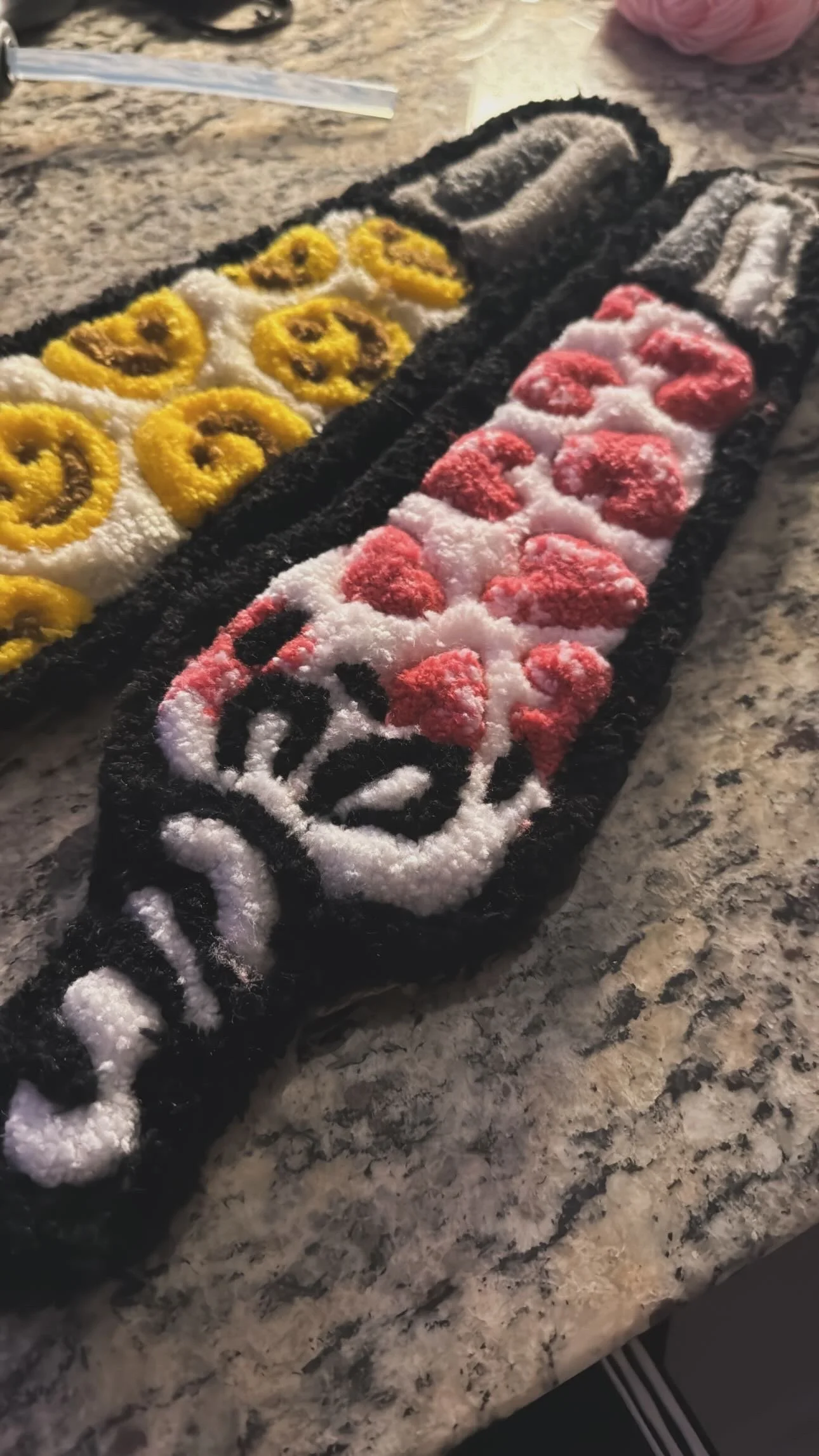 Joints by way of yarn