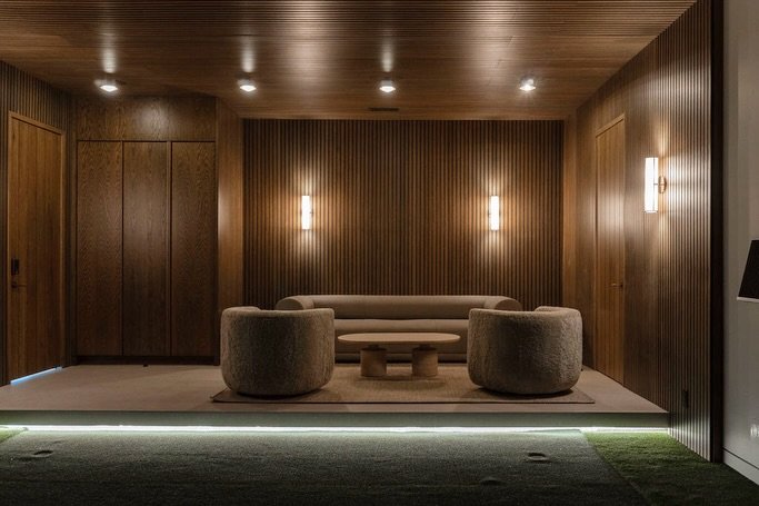 Practice your swing. No tee time required.

Build your home around the things you love.

📍Lehi, Utah

Architect: @onyxdesigncollective 
Interior Design: @rivvadesign