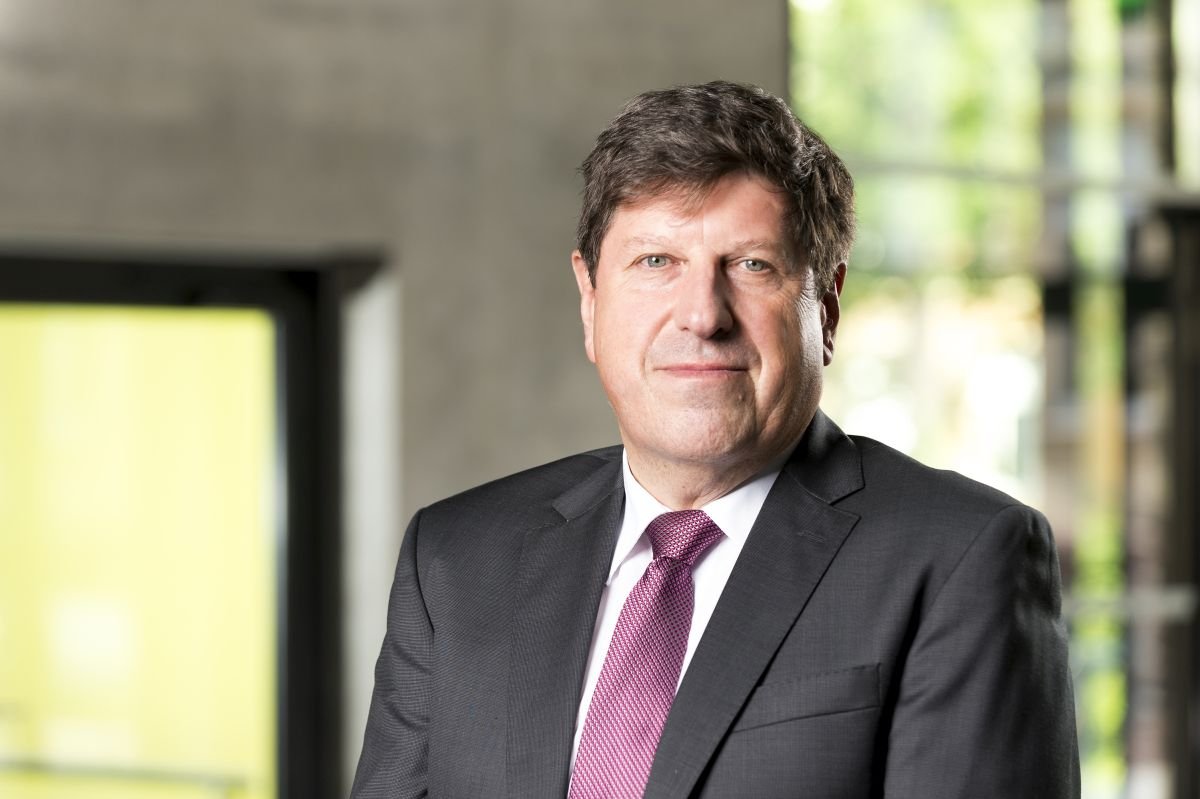 Prof. Dr. Thomas Hirth