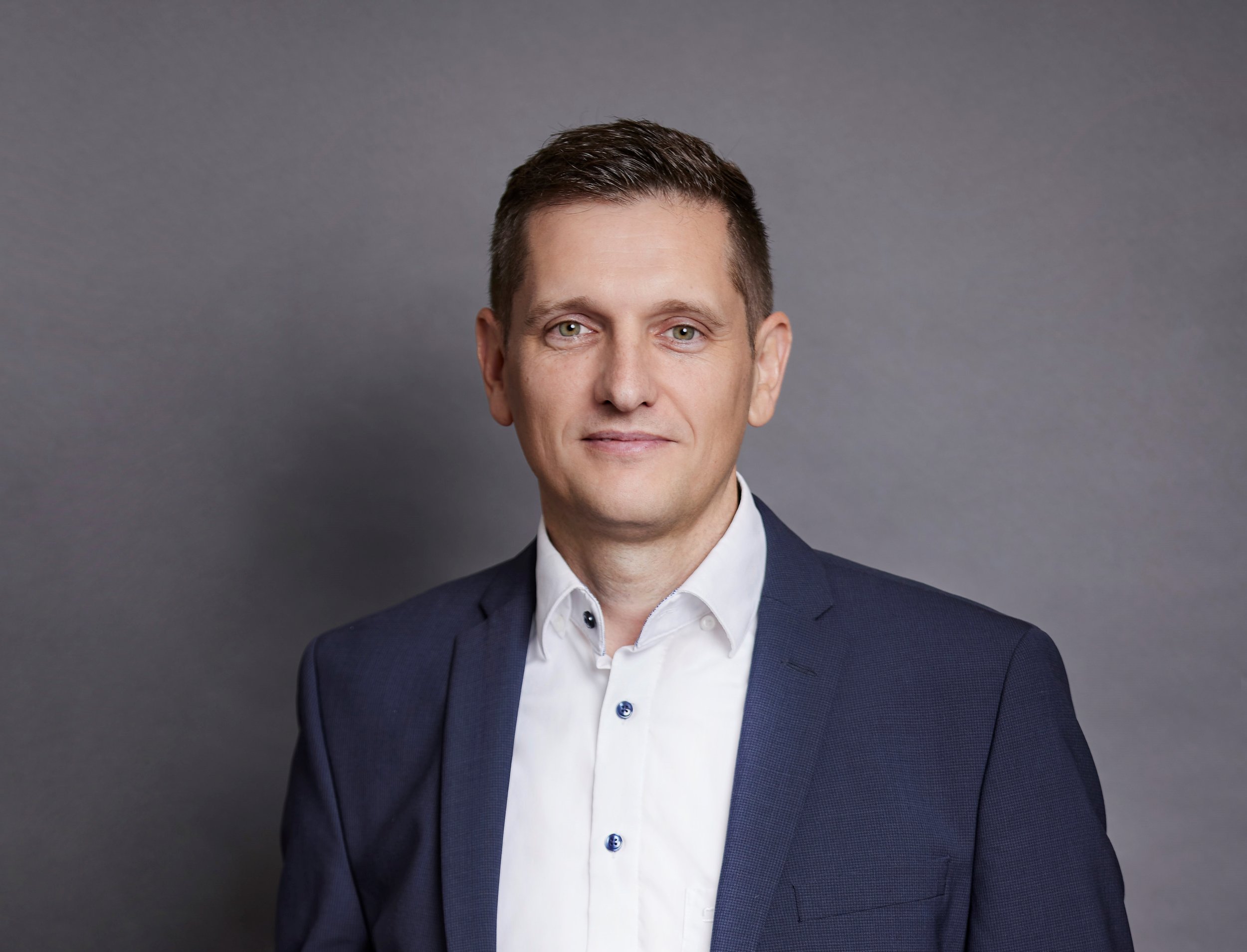 Prof. Dr. Alexander Brem