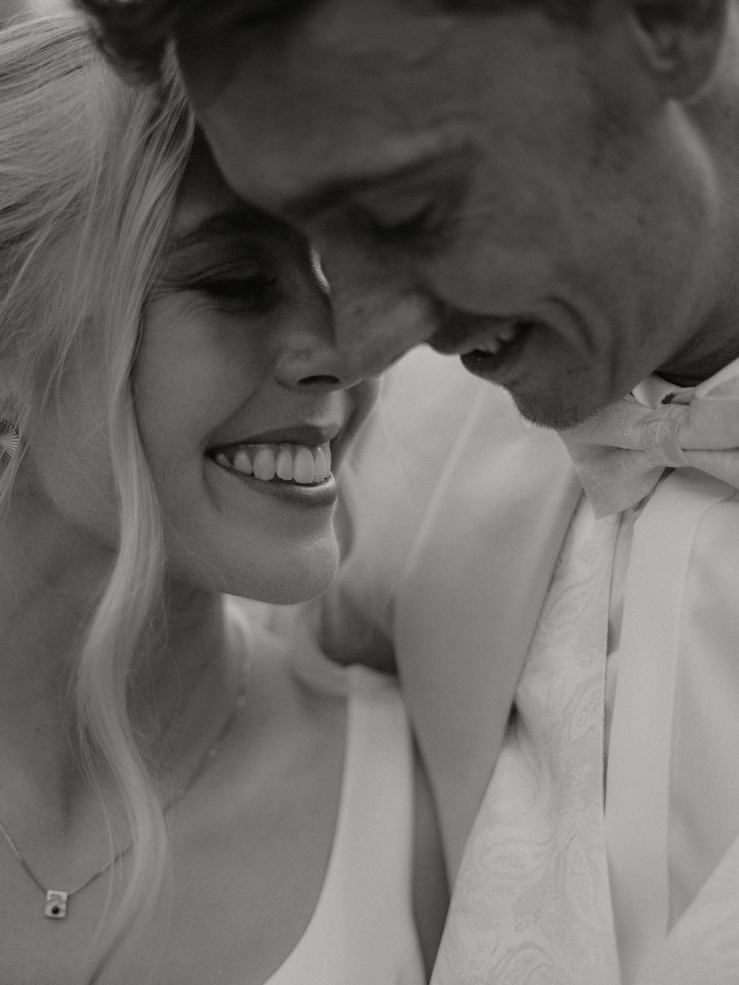 🤍

Brautpaar:
@tommi91 
@trea_chr 

Location:
@parkhotelbremen 

#wedvibes #lensel #belovedweddingstories