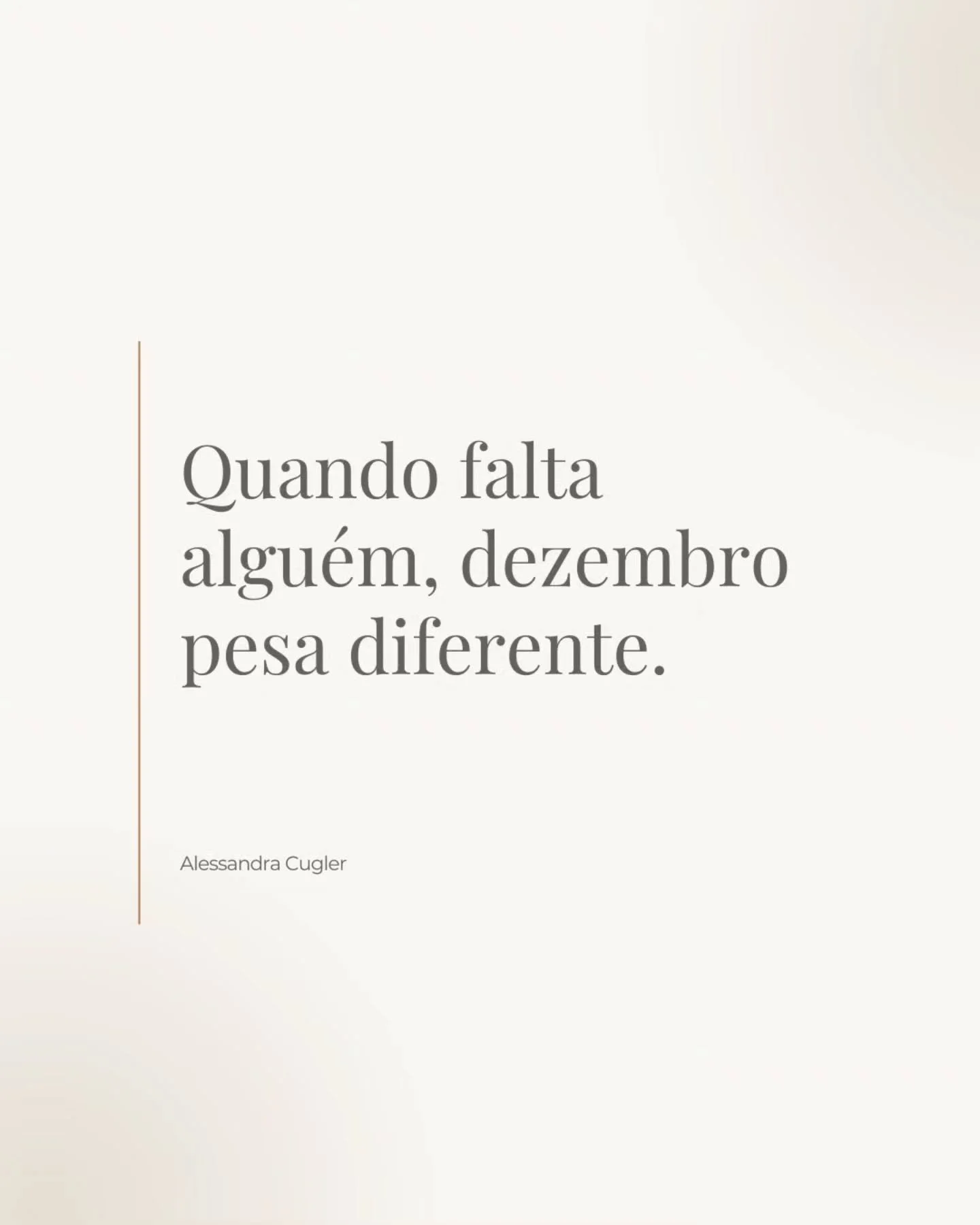 🤍 Quando falta algu&eacute;m, dezembro pesa diferente.

A cadeira vazia n&atilde;o precisa ser escondida.
Ela existe.
Ela d&oacute;i.
Ela fala sobre amor.

Datas especiais reacendem mem&oacute;rias
&Agrave;s vezes docemente,
&Agrave;s vezes com um a