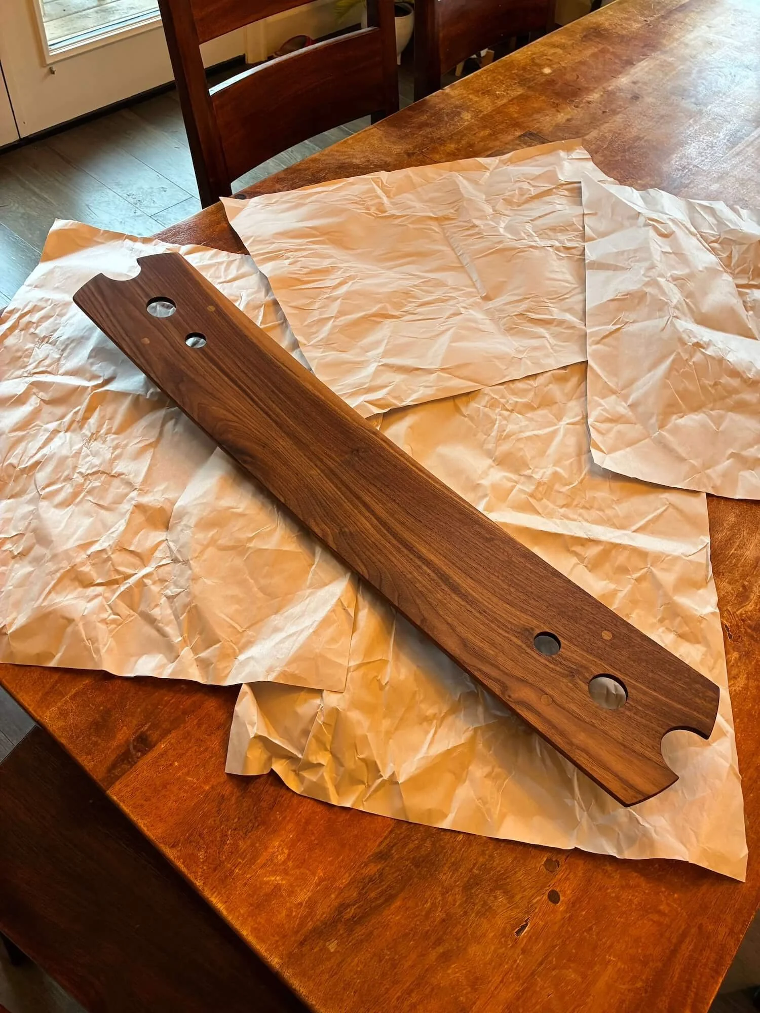 Sori Serving Board – Walnut #4 (Long)