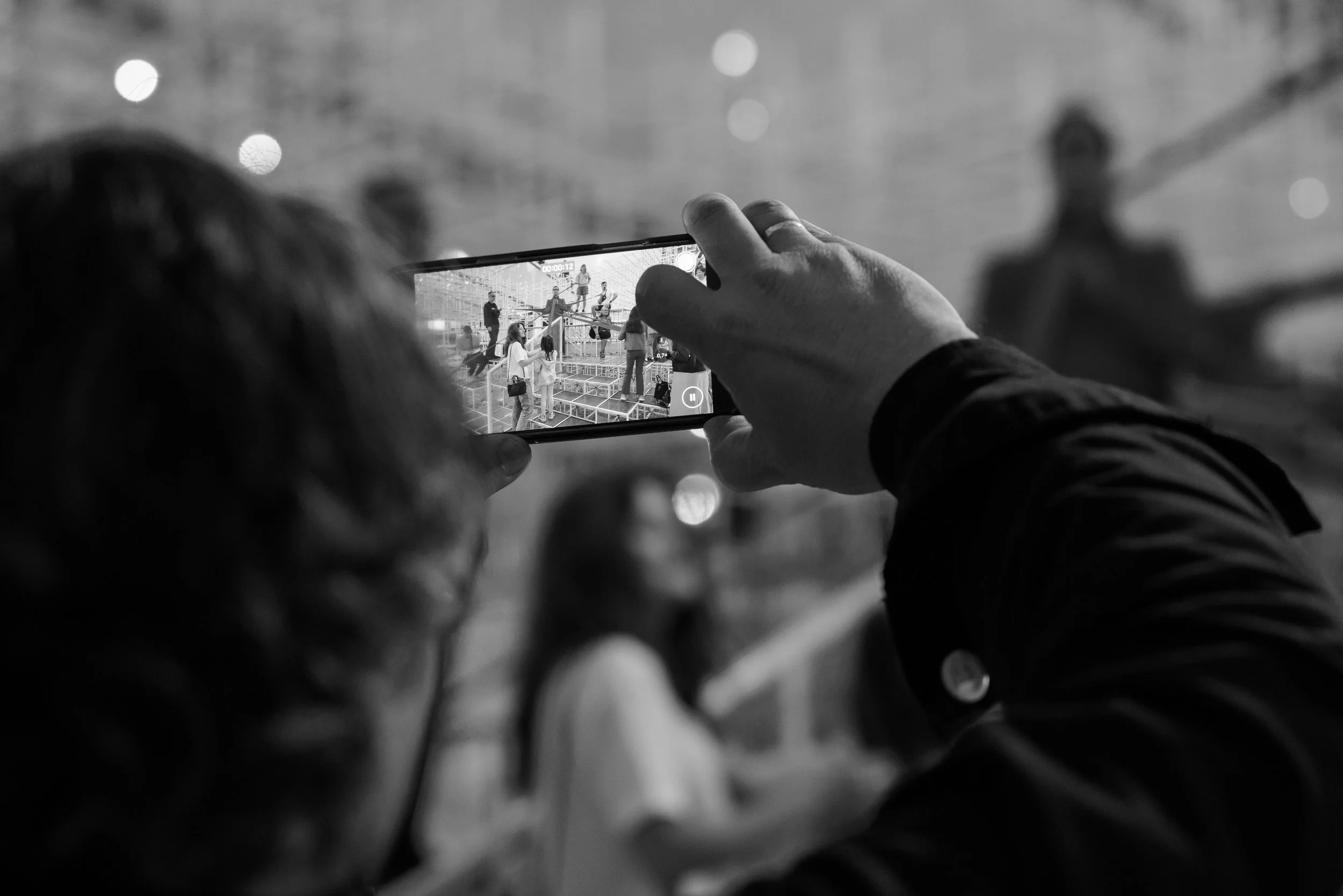 Clo et Coralie Performance Video Documentation