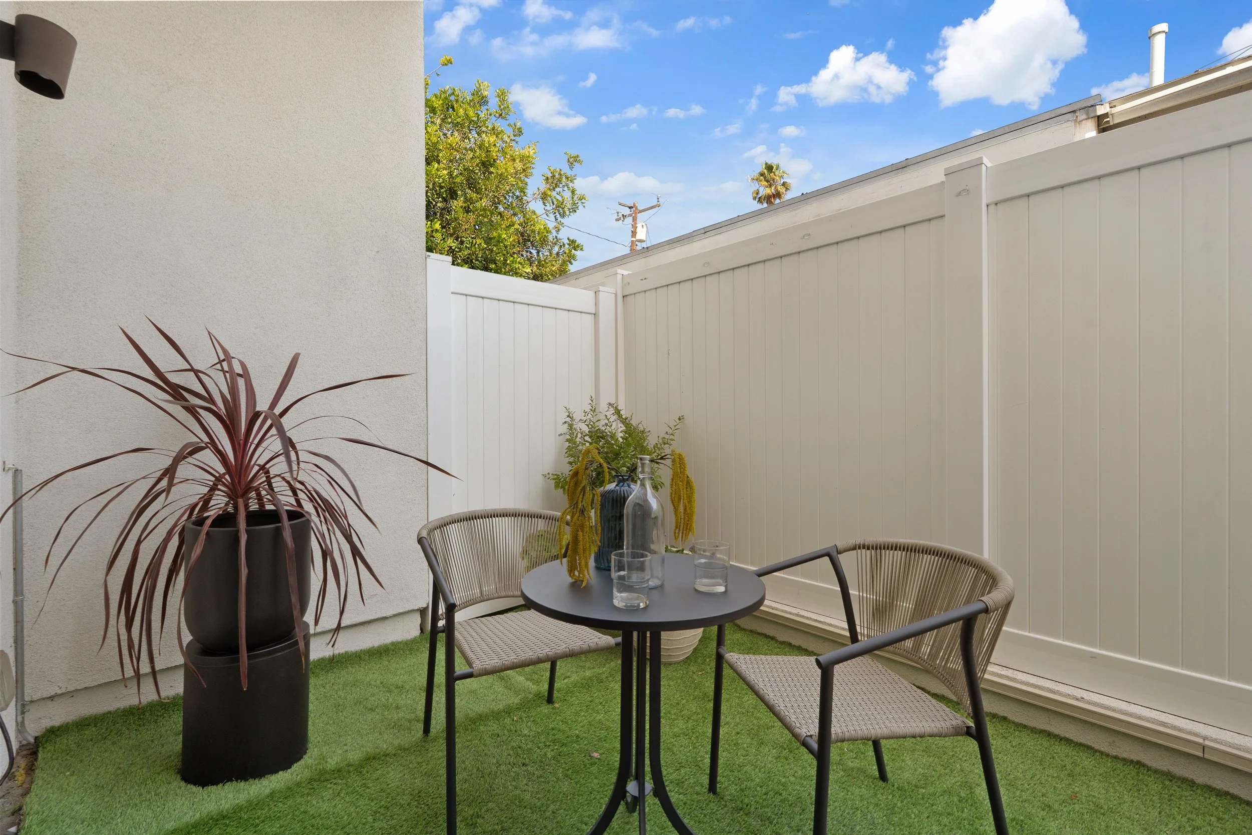 11-3961-tilden-ave_016.jpg