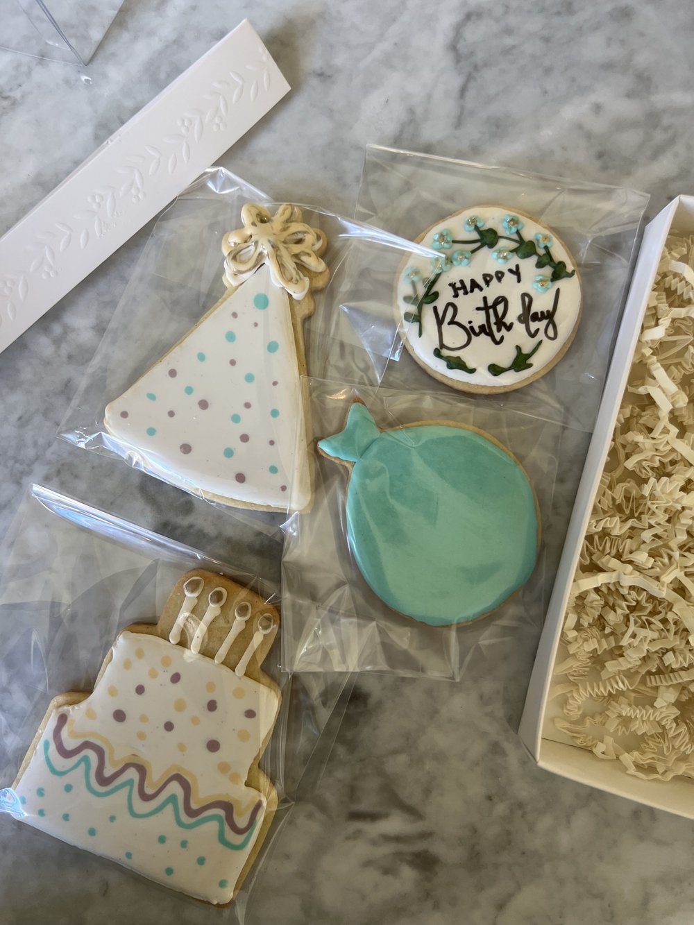 Custom themed cookie set