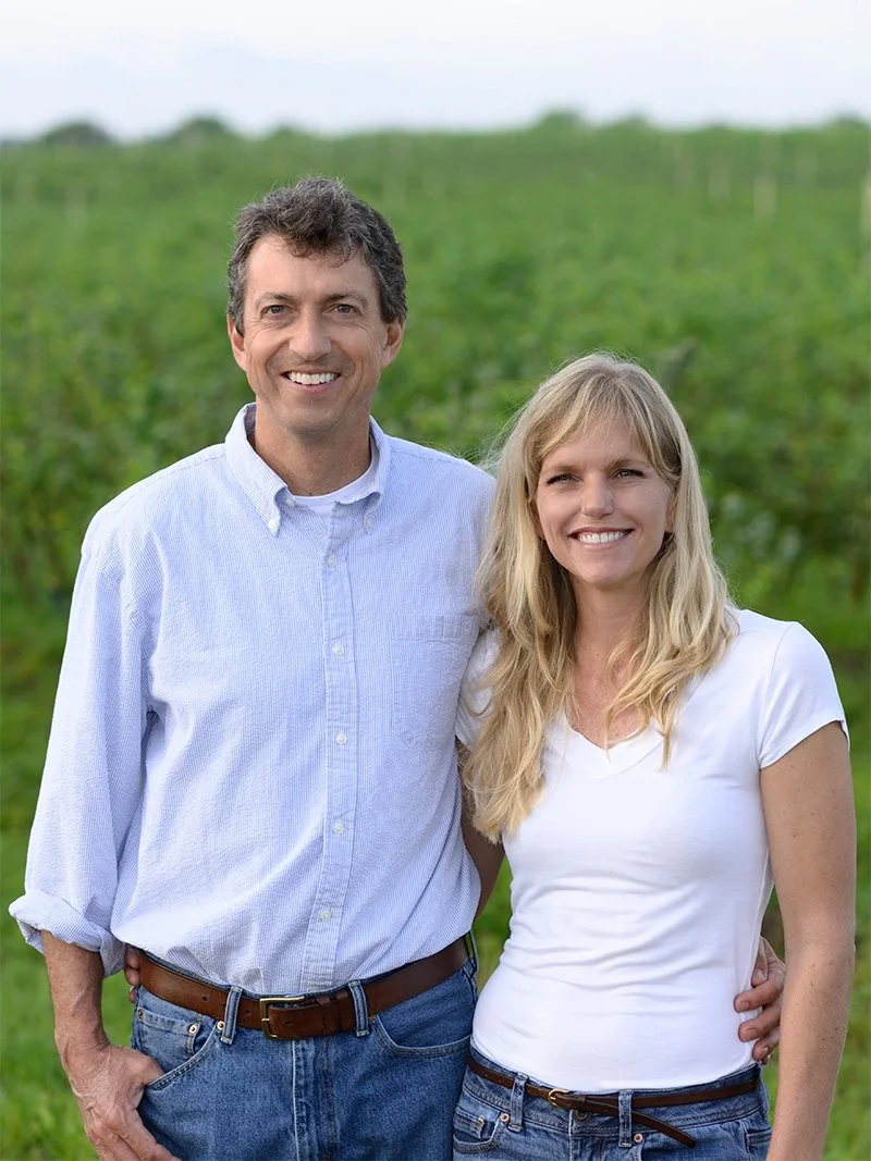 Hugh-and-Lisa-King-Grove.jpg