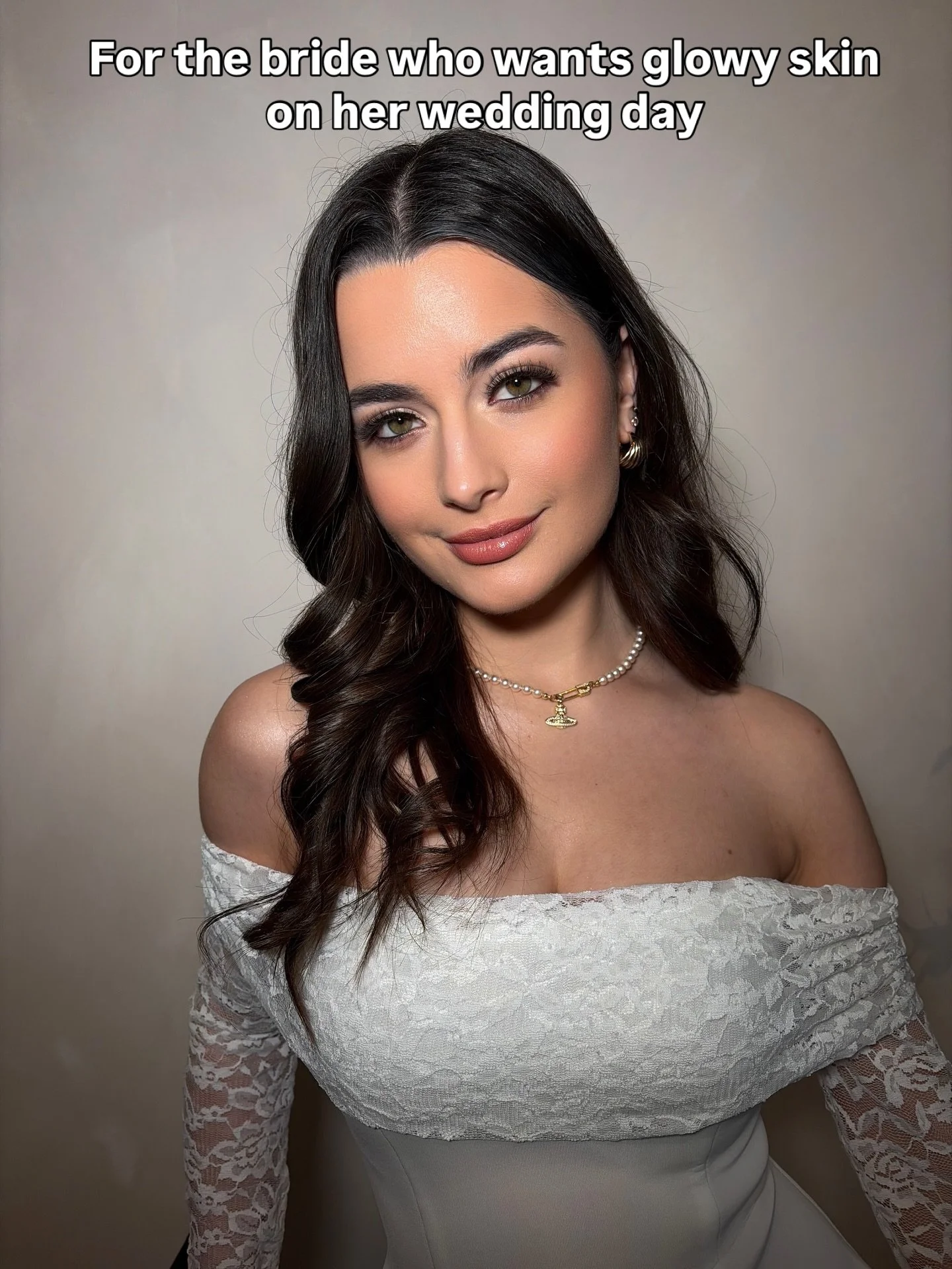 So much can be said for H20! 

One of the biggest investments is drinking your water &amp; yess we can tell 🤍🫧🪞

#bridalmakeup #hampshirebride #southamptonmua #hampshiremua