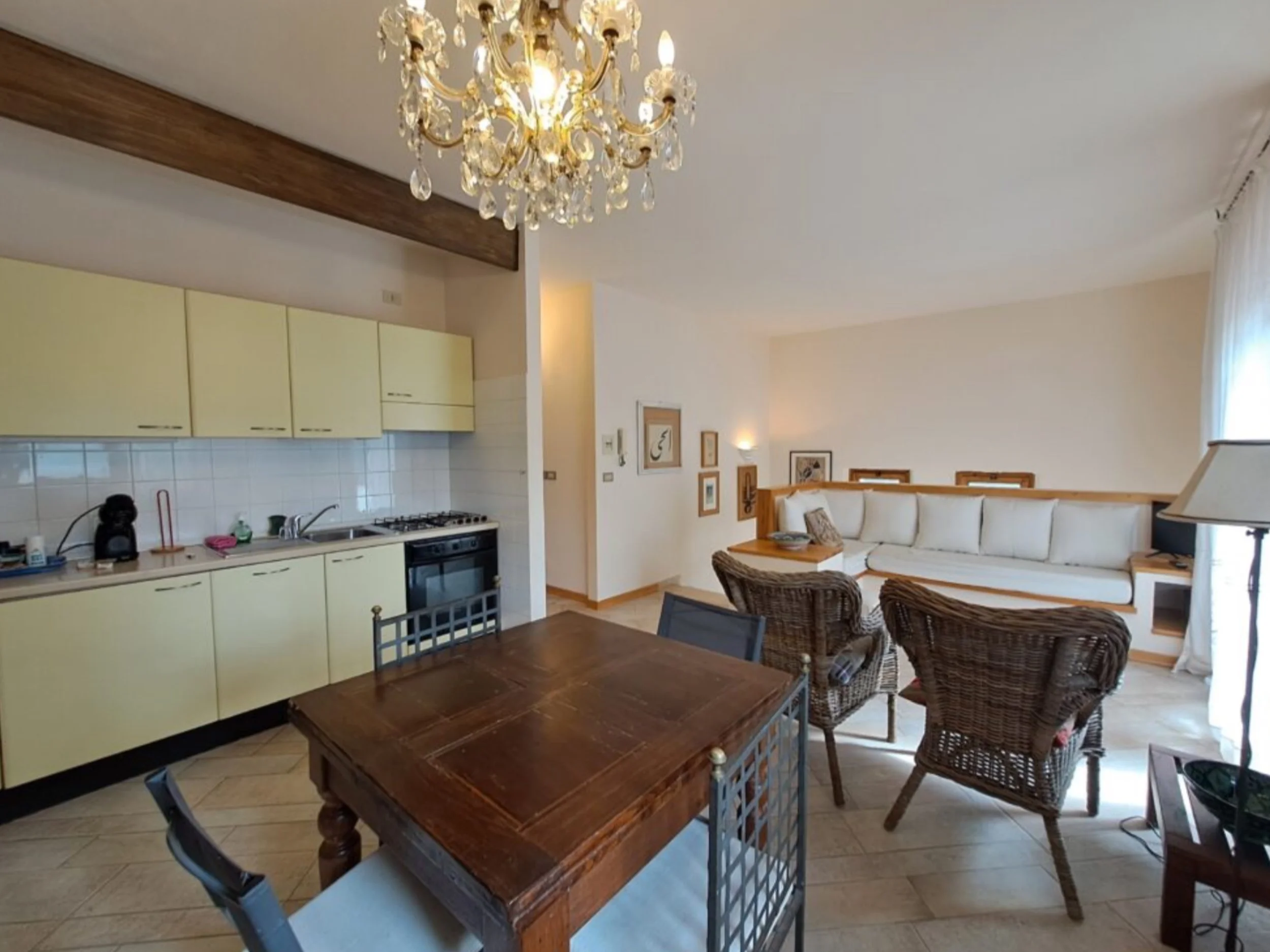 Il Tasso – Living Area with Open Kitchen