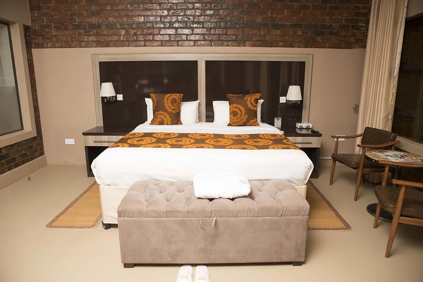 platinum-suite-1.jpg