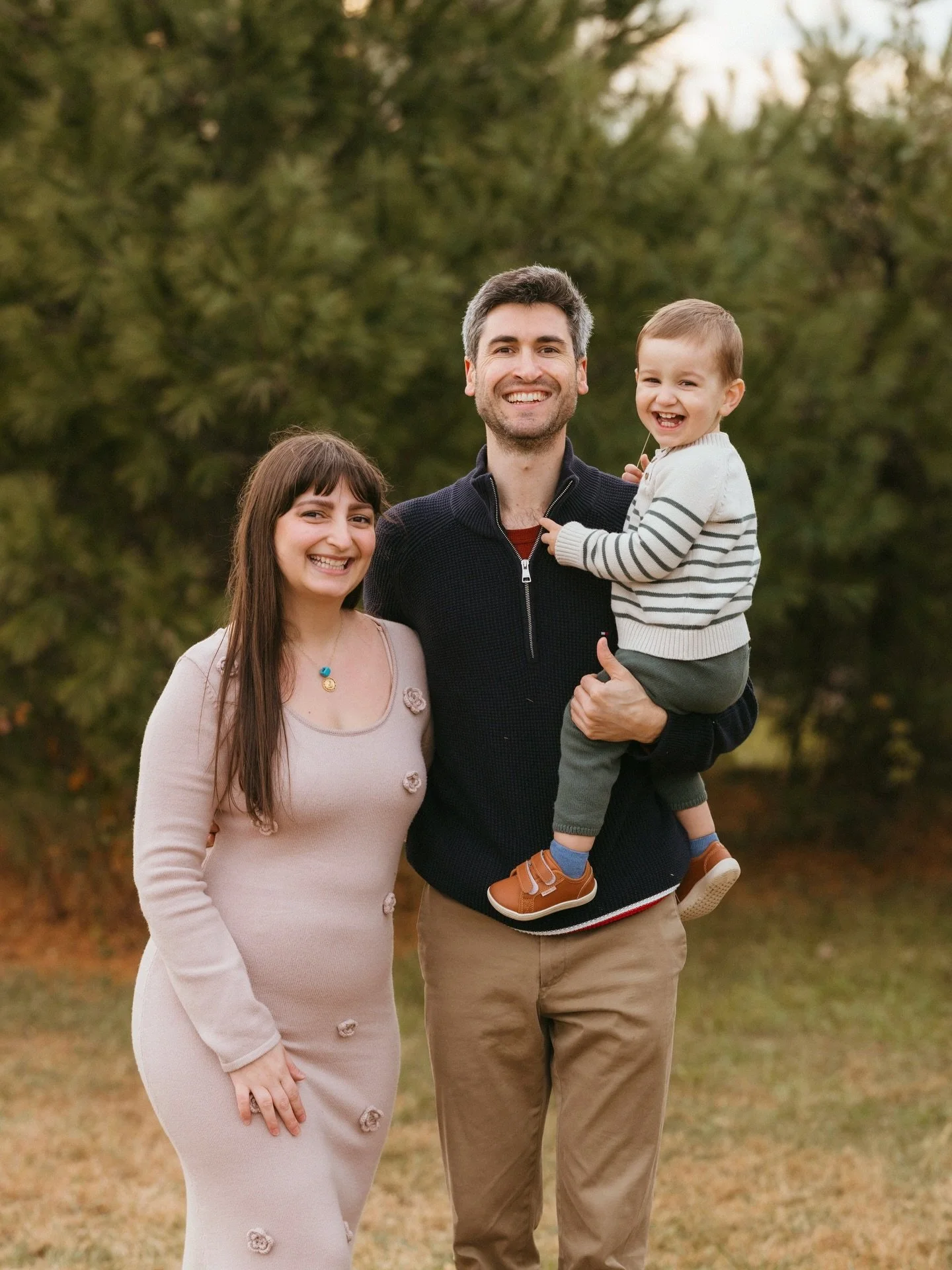 Happy Thanksgiving from my family to yours 🤎 I am so so thankful for my little family and for this opportunity to be able to capture happy moments with your families. I can&rsquo;t wait to capture more memories. Thank you to @profilesandlight for th