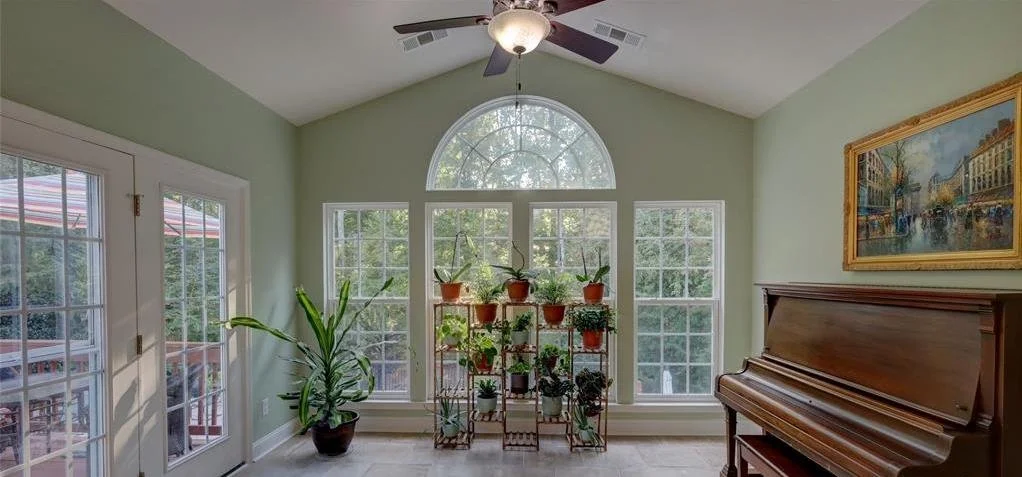Dining Area - 161 CO.jpeg