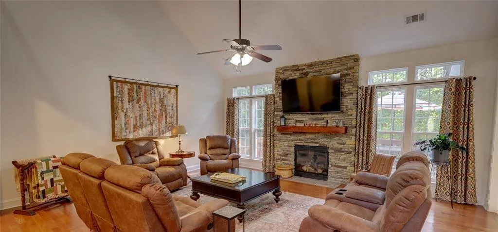 Living Room - 161 CO.jpeg