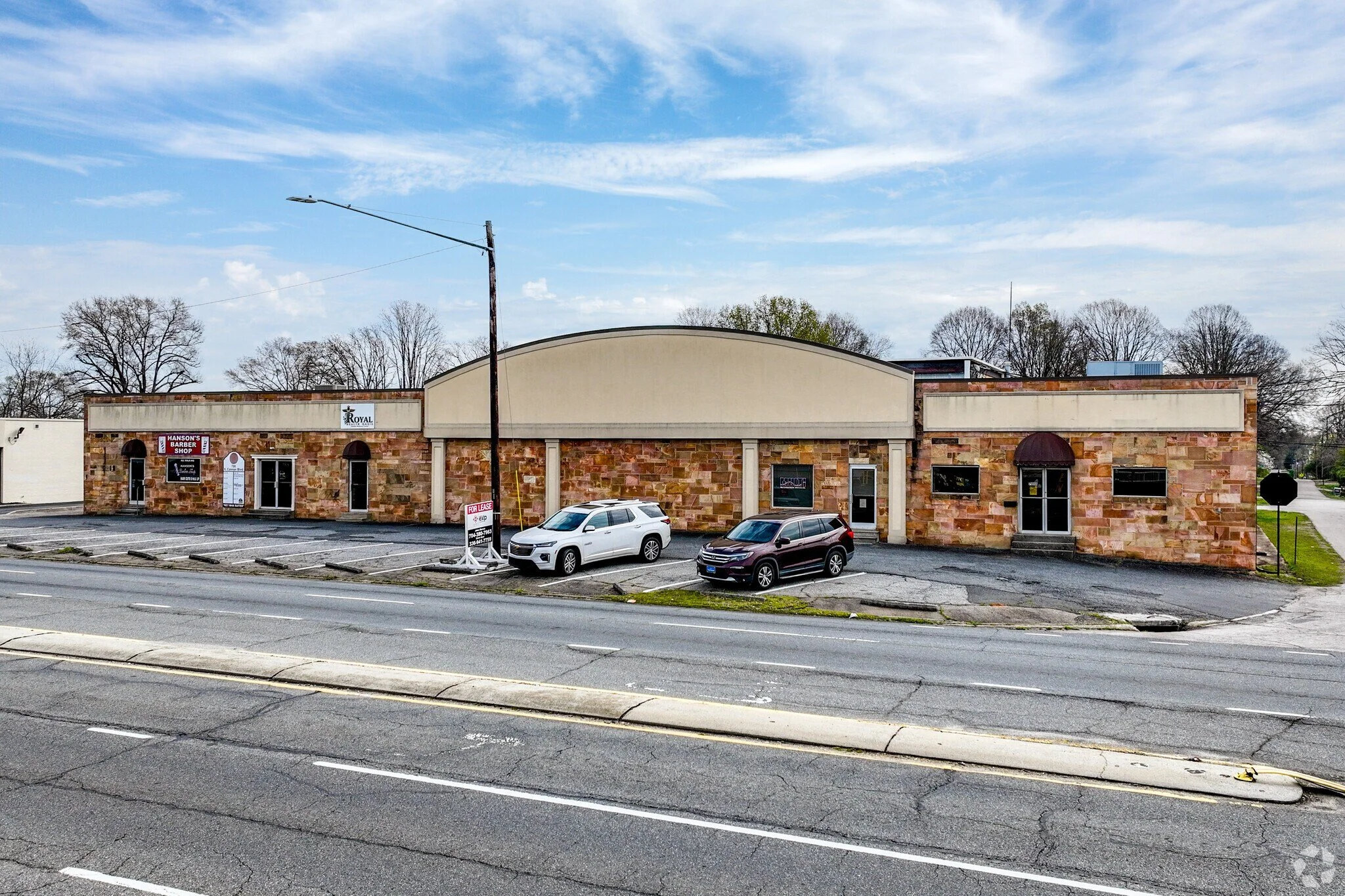 700-N-Cannon-Blvd-Kannapolis-NC-Building-Photo-2-LargeHighDefinition.jpg