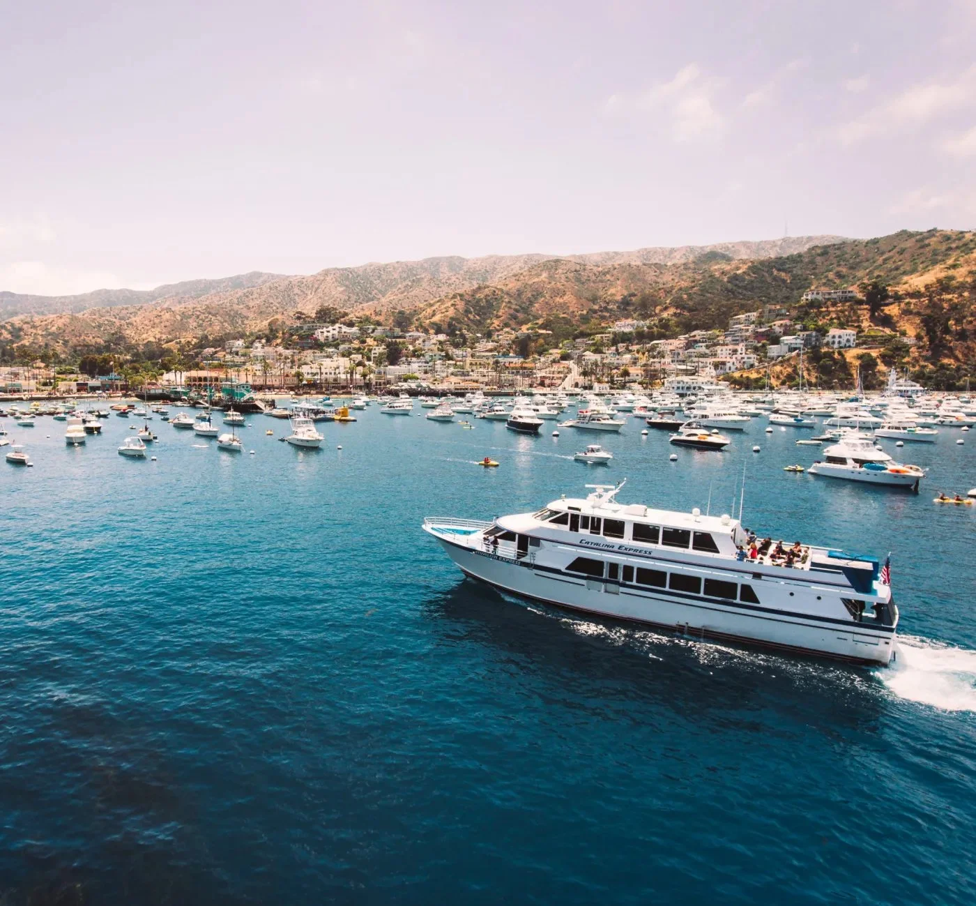 From Flight to Paradise: Your Route to Island Time