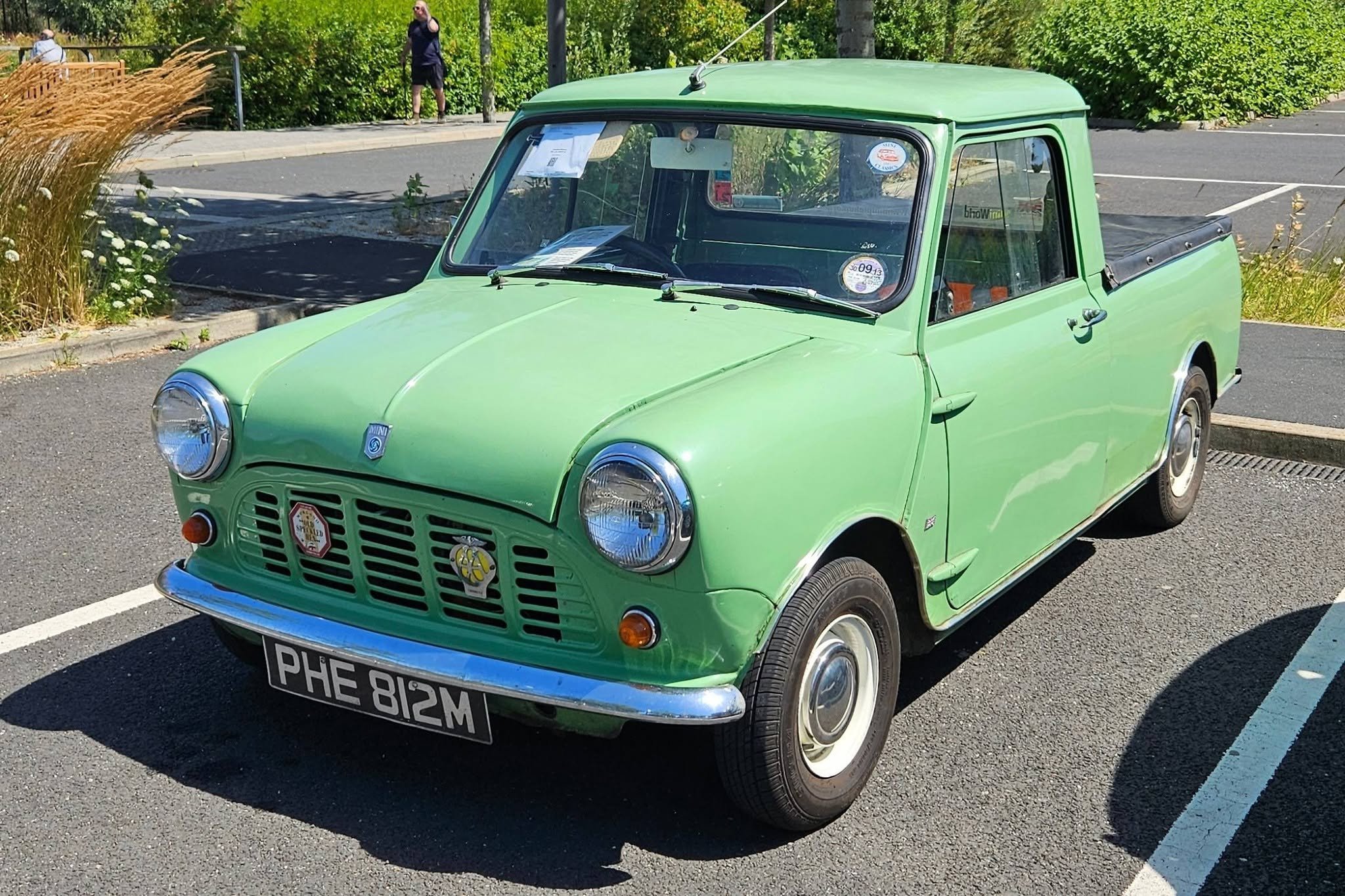 mini pickup.jpg