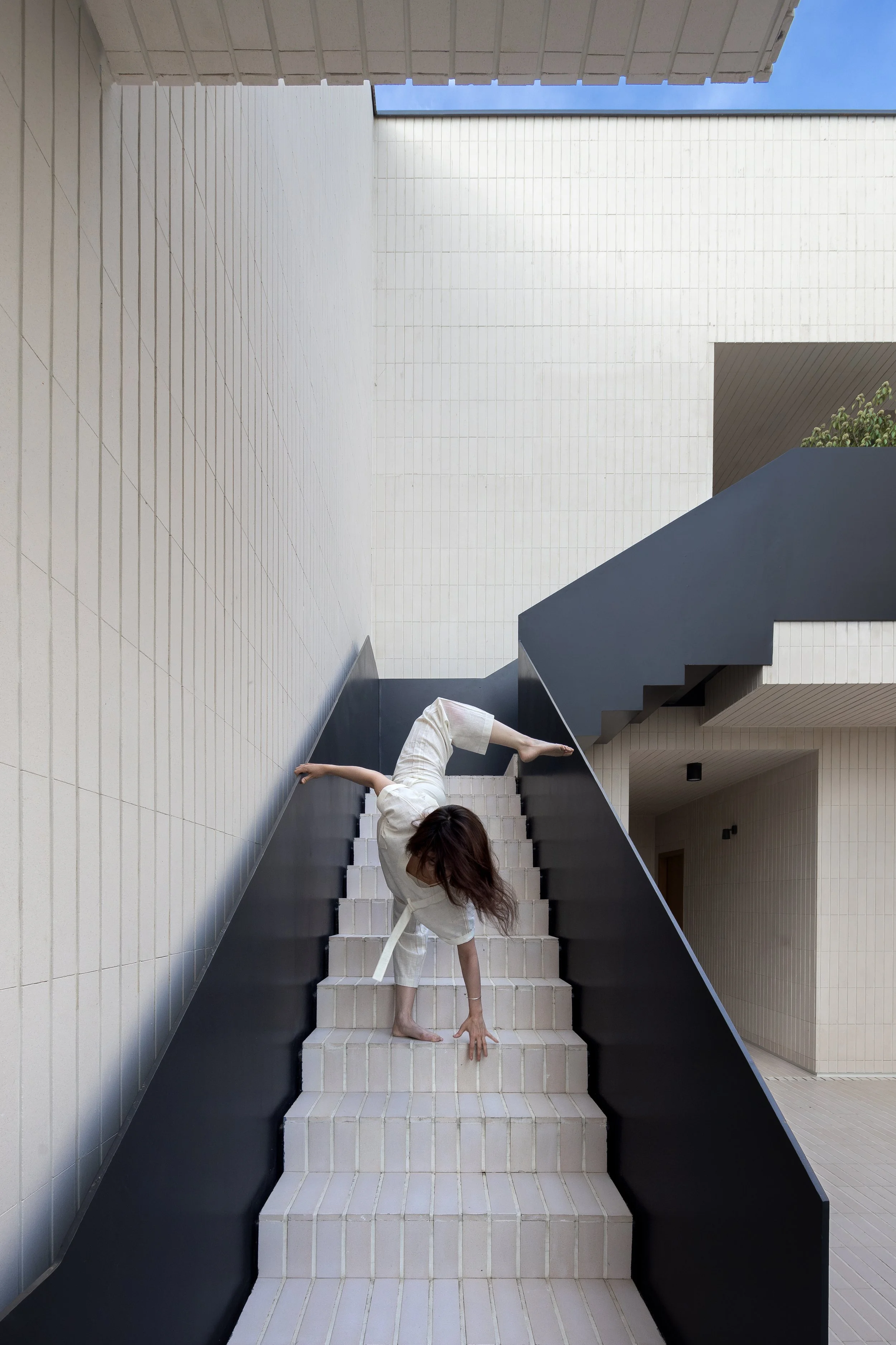 Frenzy Stair-Exterior-SepideElmi-00.jpg