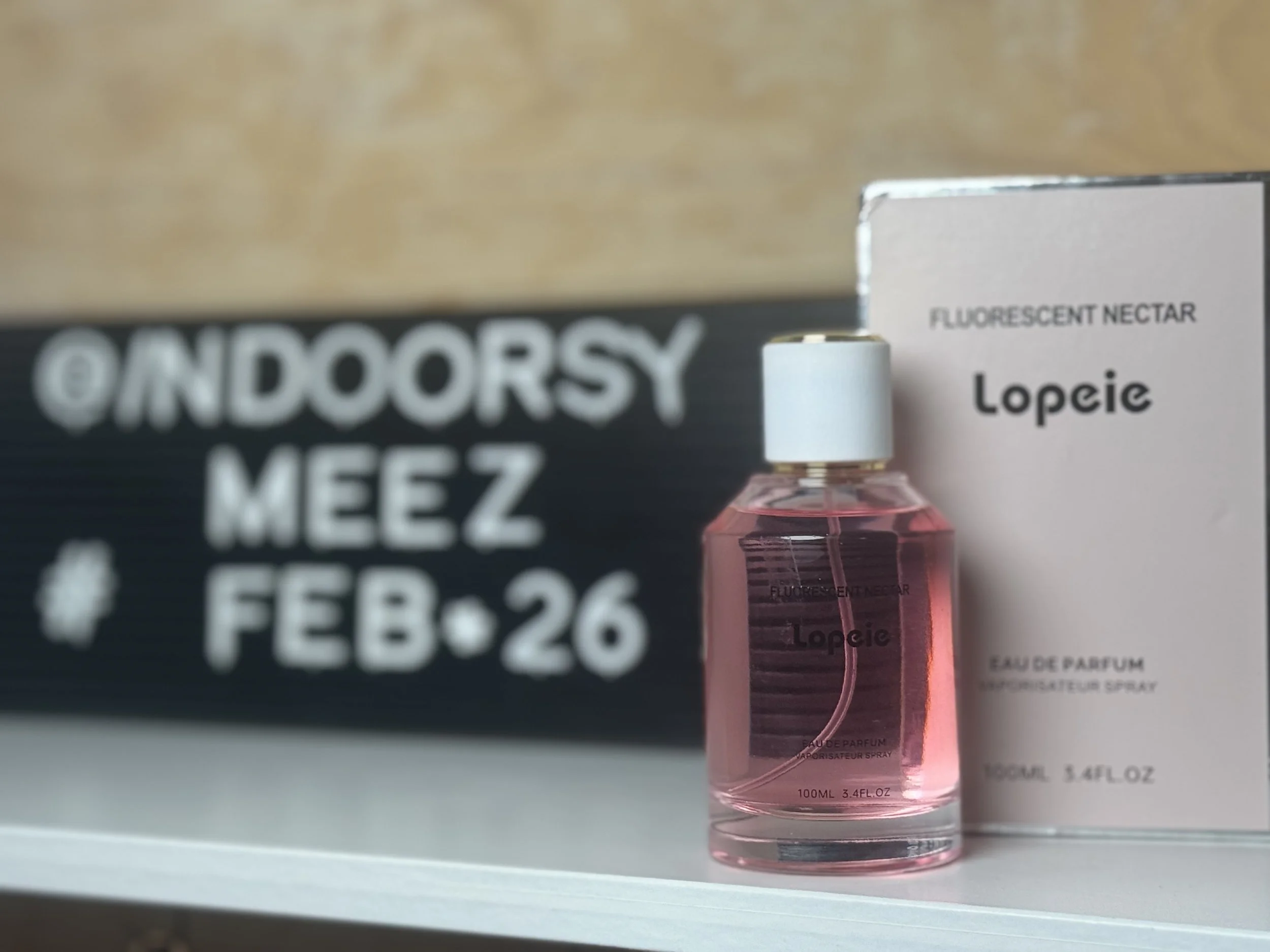 Loepie, Flourescent Nectar