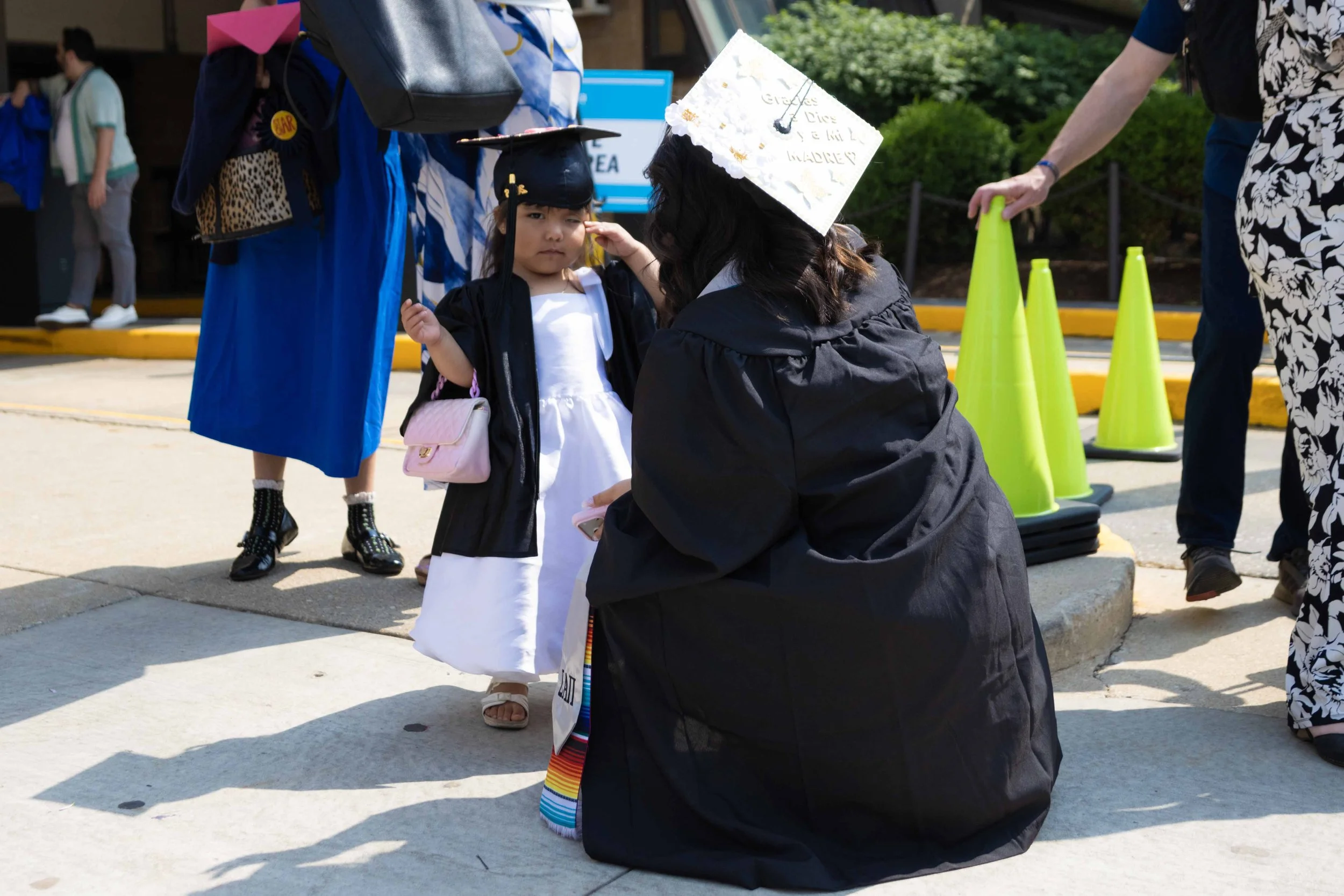 Hernandez_Commencement_Outside107.jpg