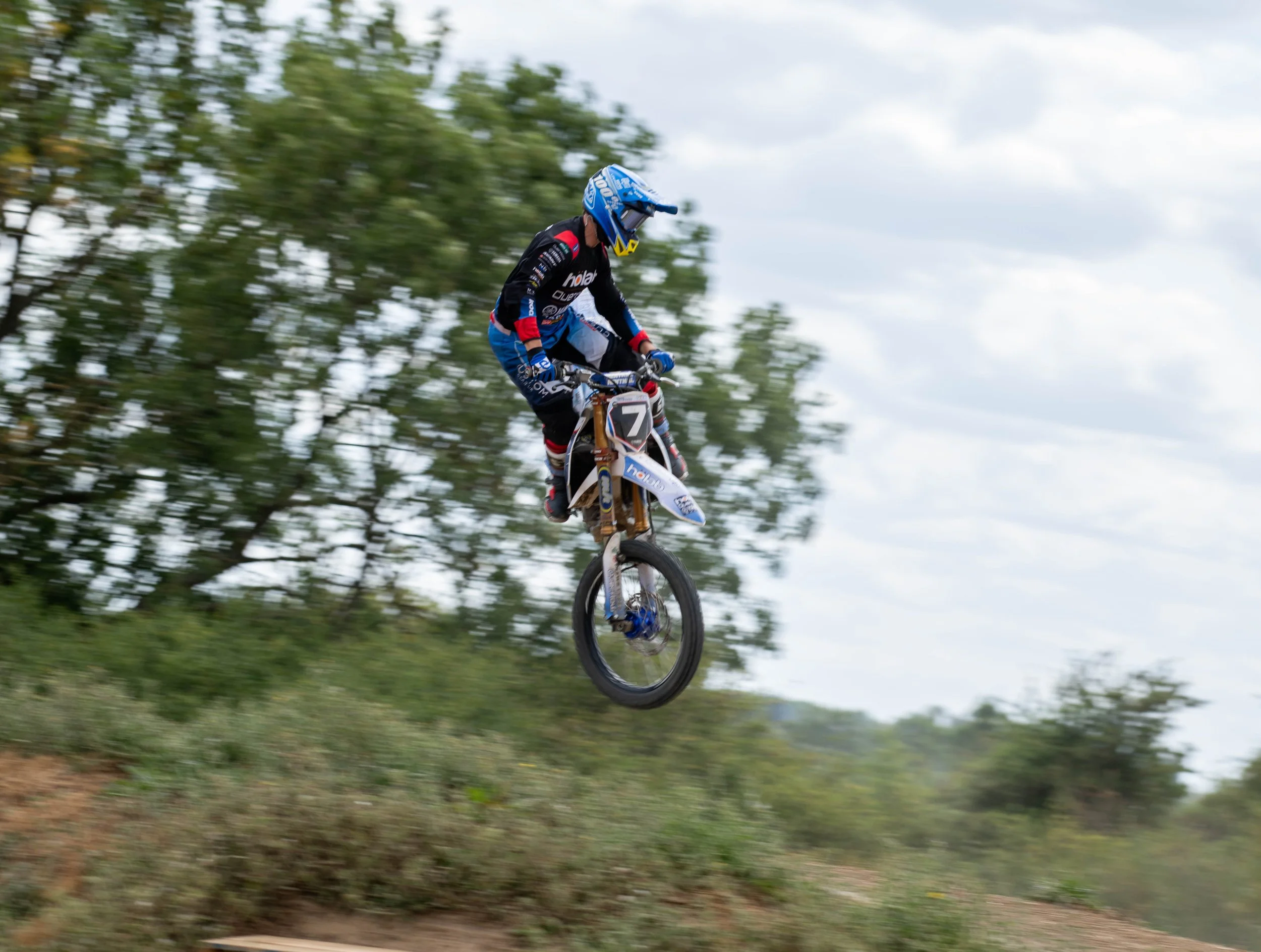 D85_5879.jpg