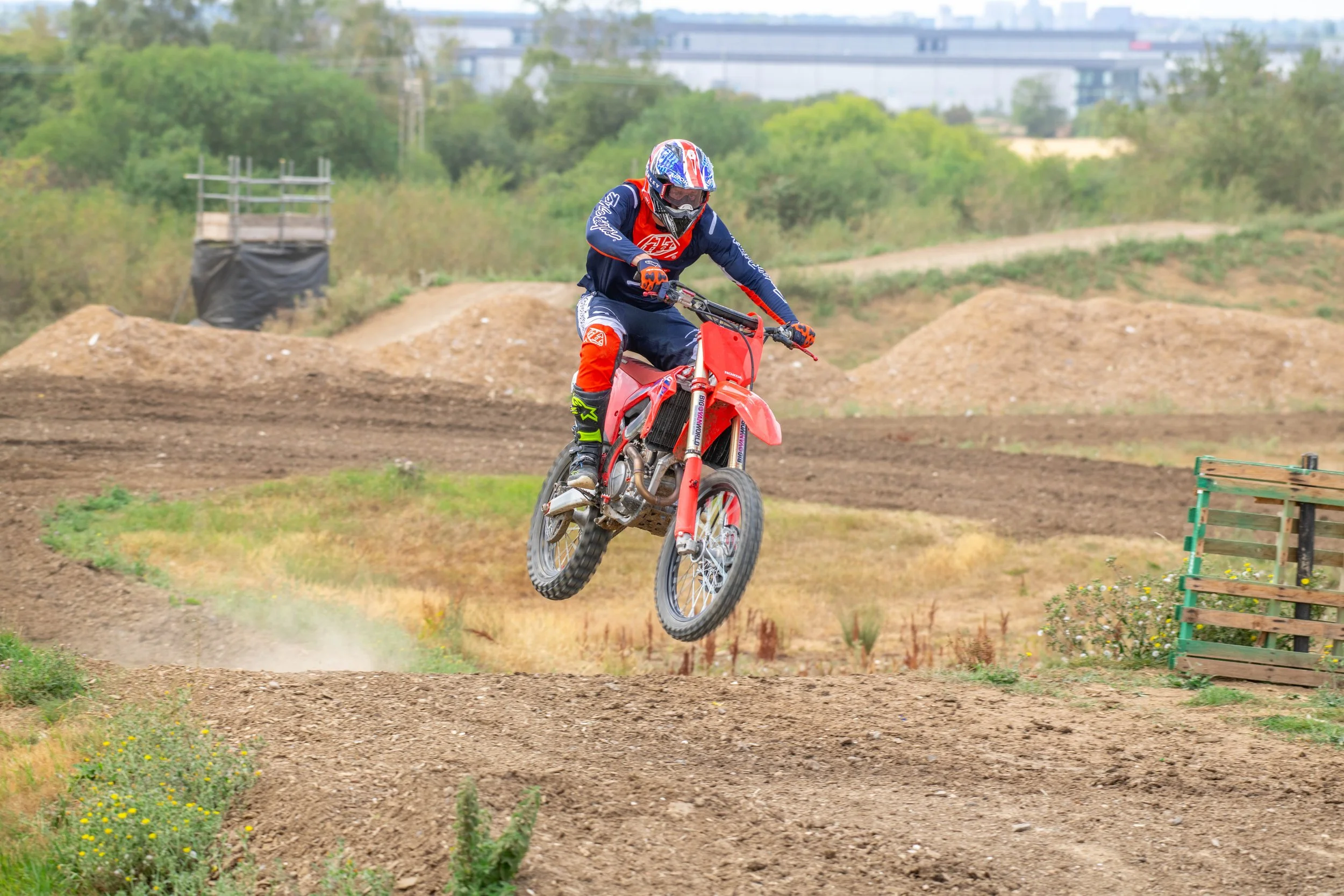 D85_4649.jpg