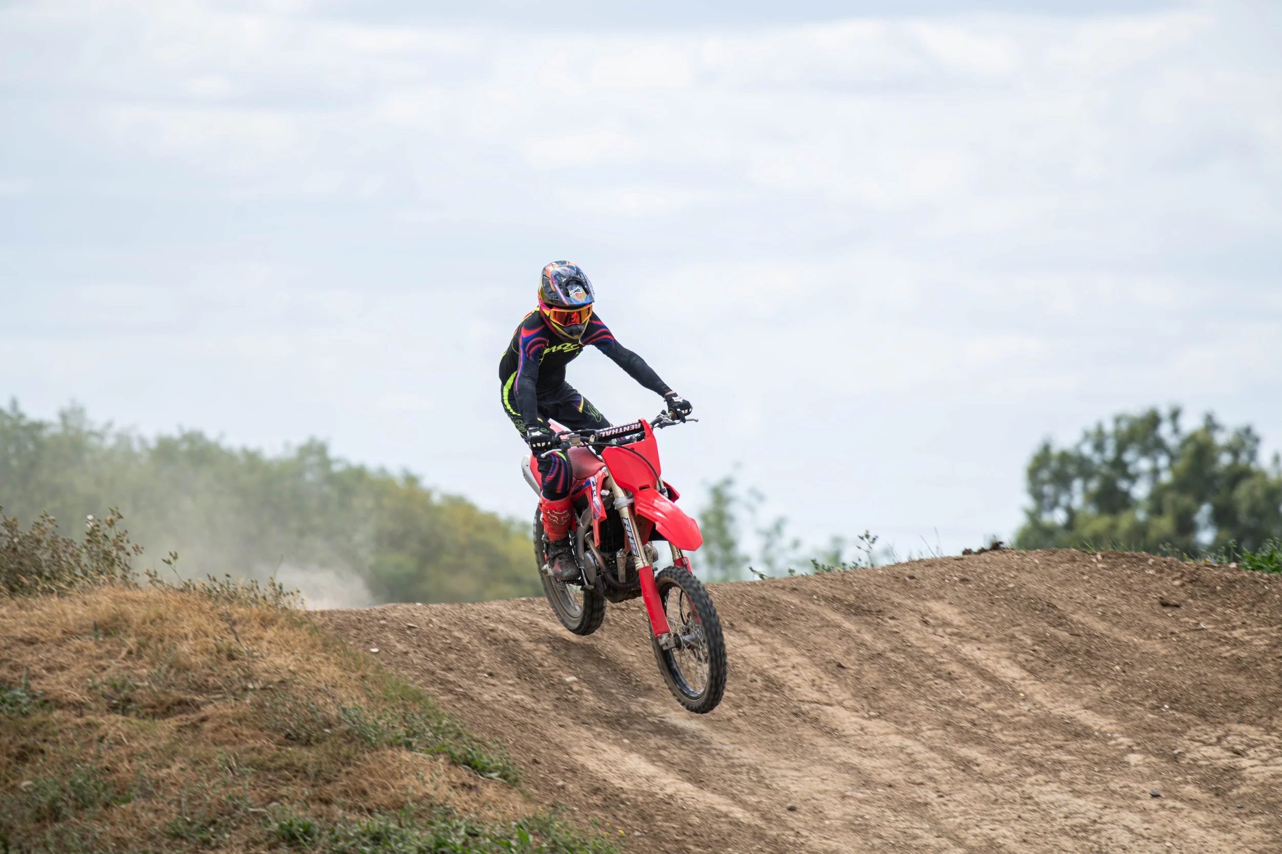 D85_5215.jpg