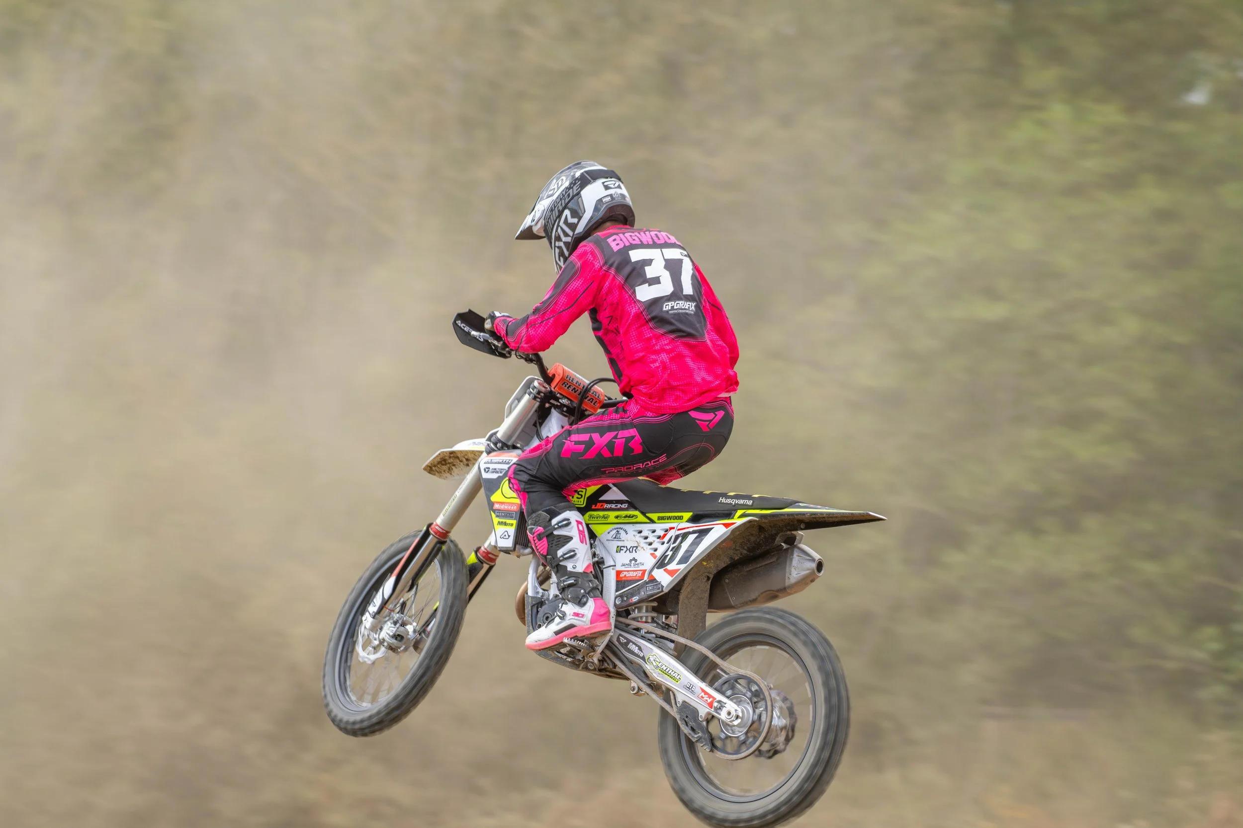 D85_5940.jpg