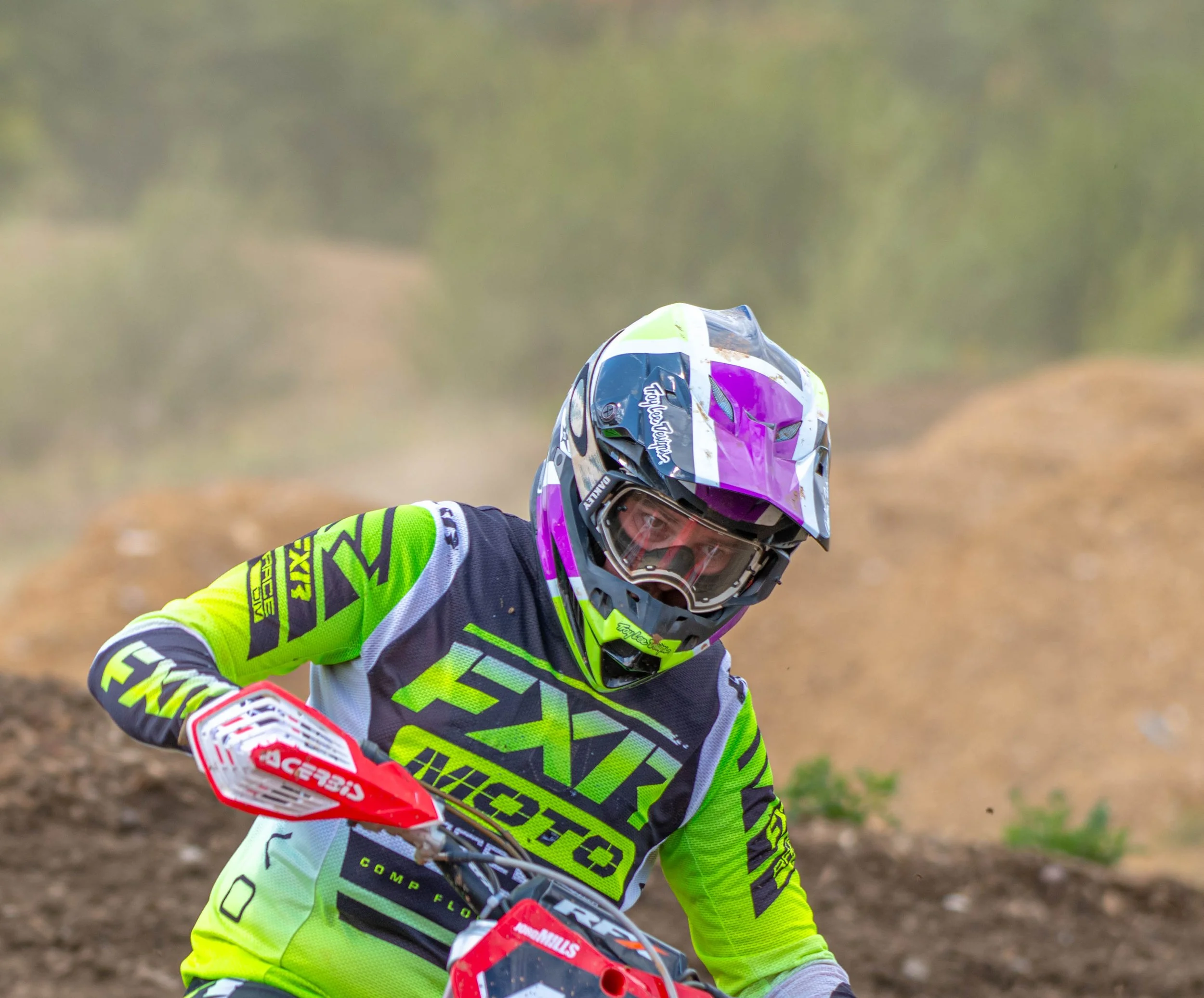 D85_4884.jpg