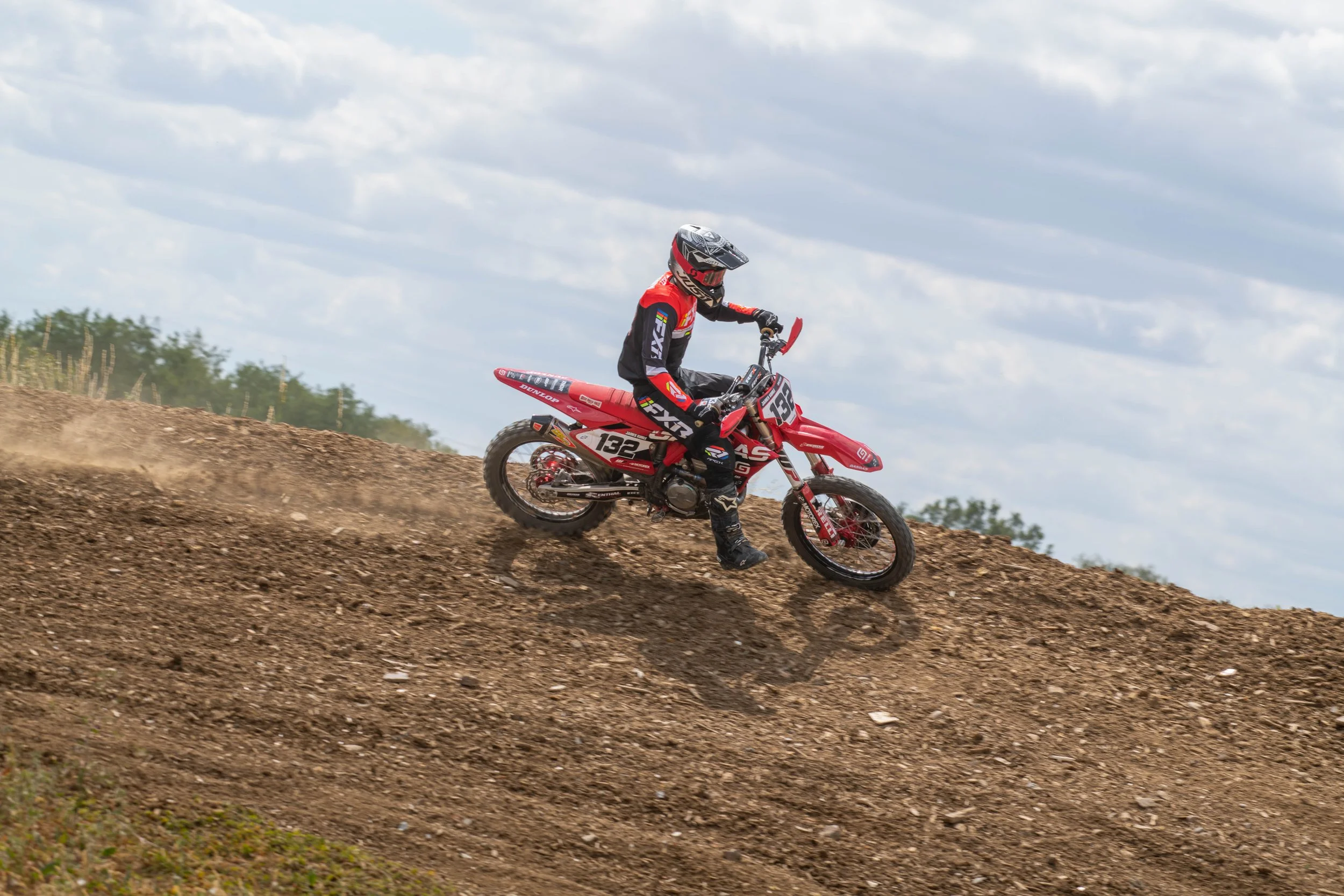 D85_5638.jpg