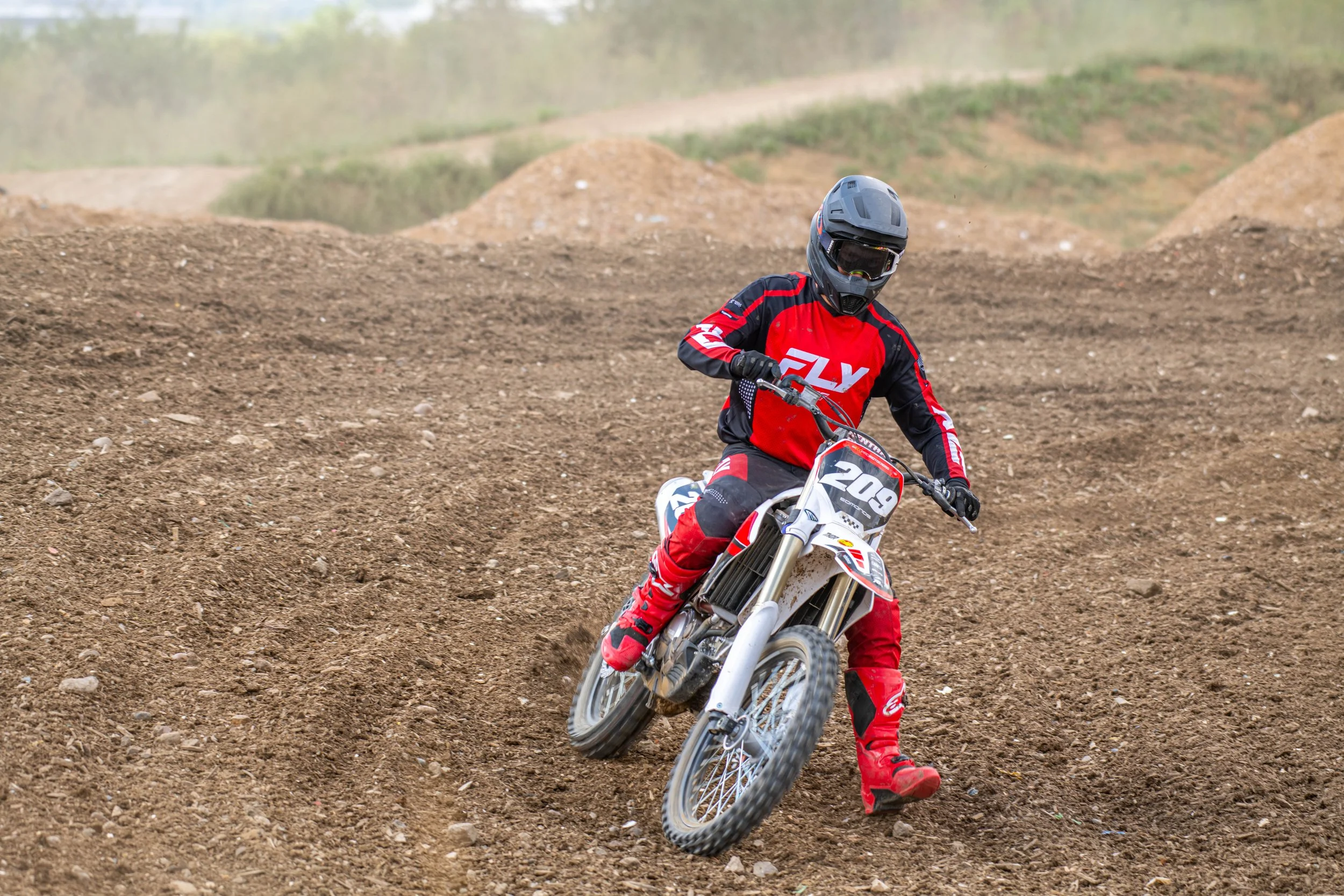 D85_4868.jpg
