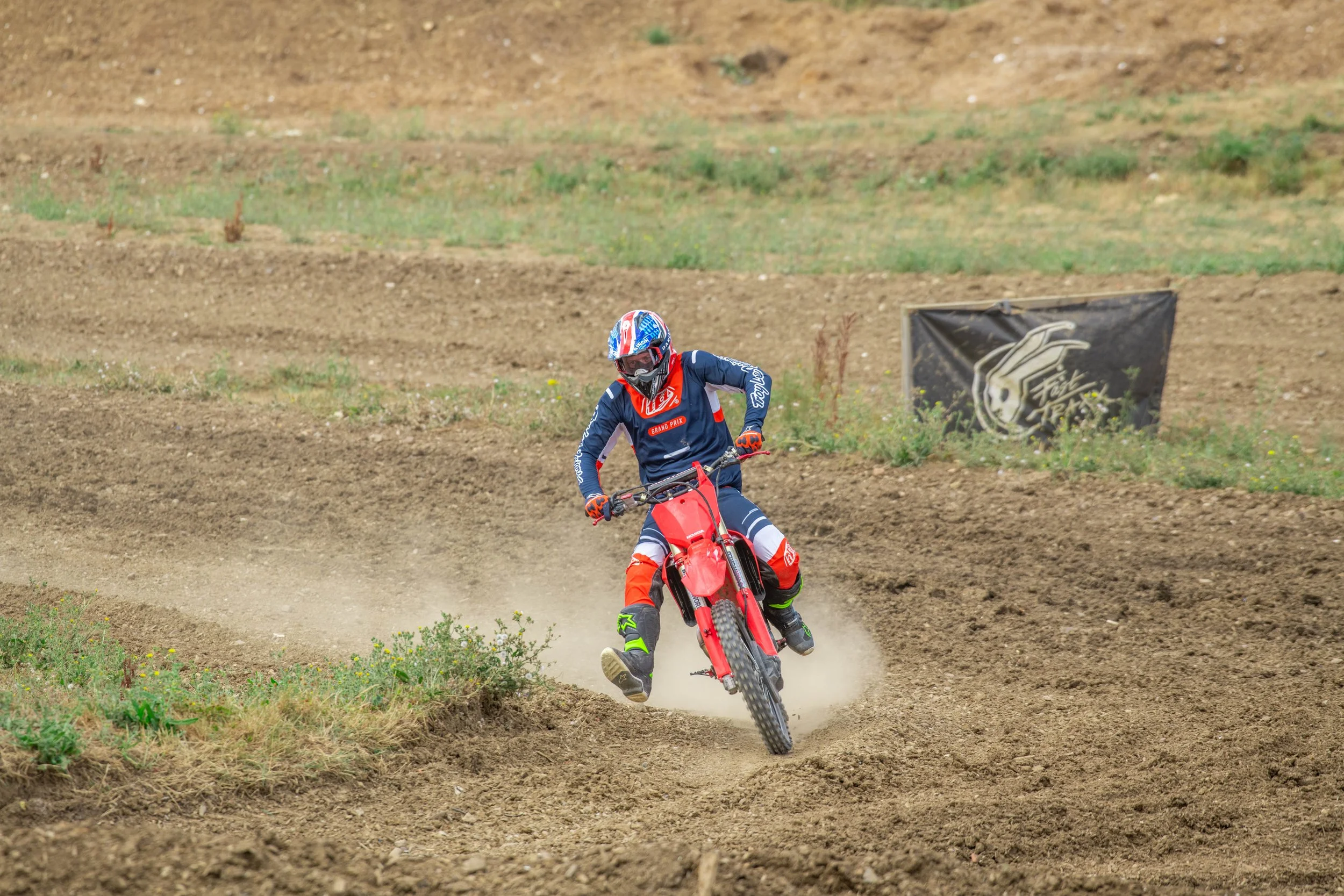 D85_4637.jpg