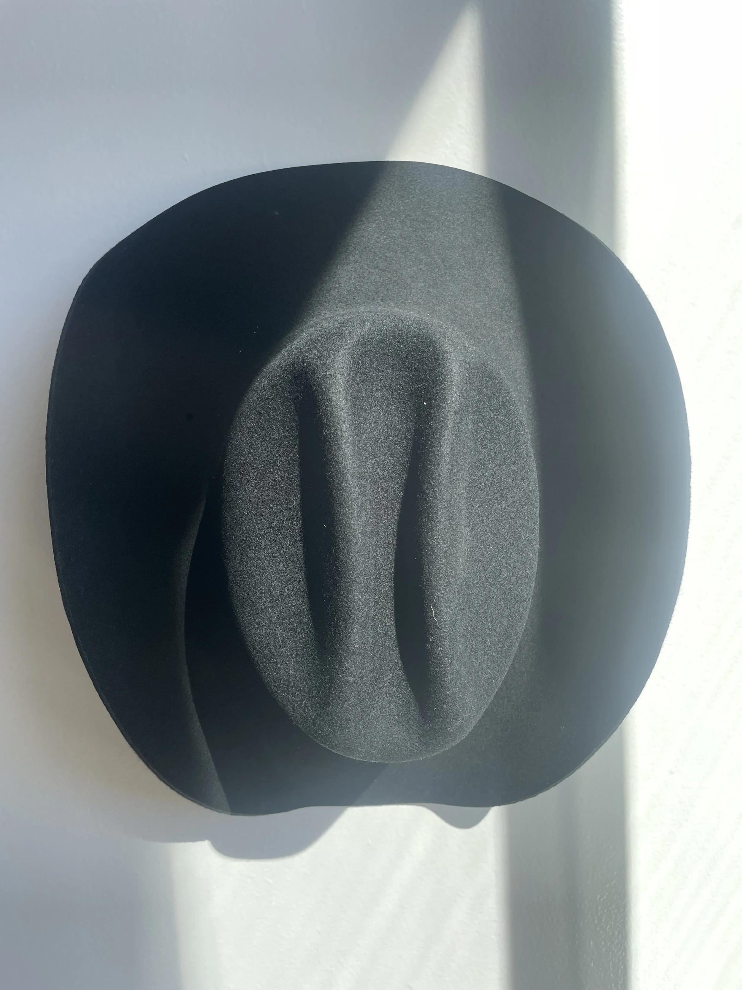 cattleman cowboy hat in black