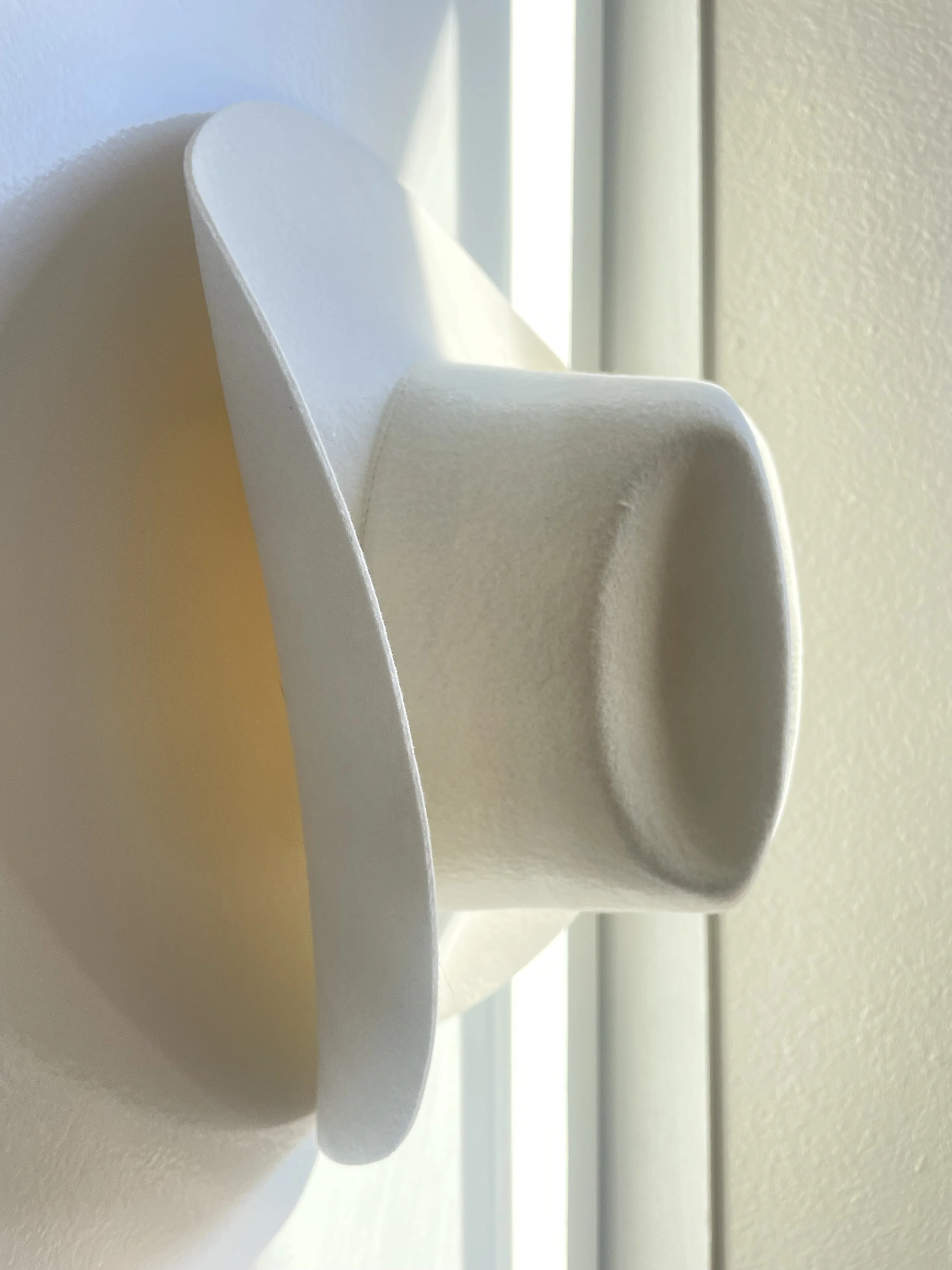 Cattleman cowboy hat in Ivory