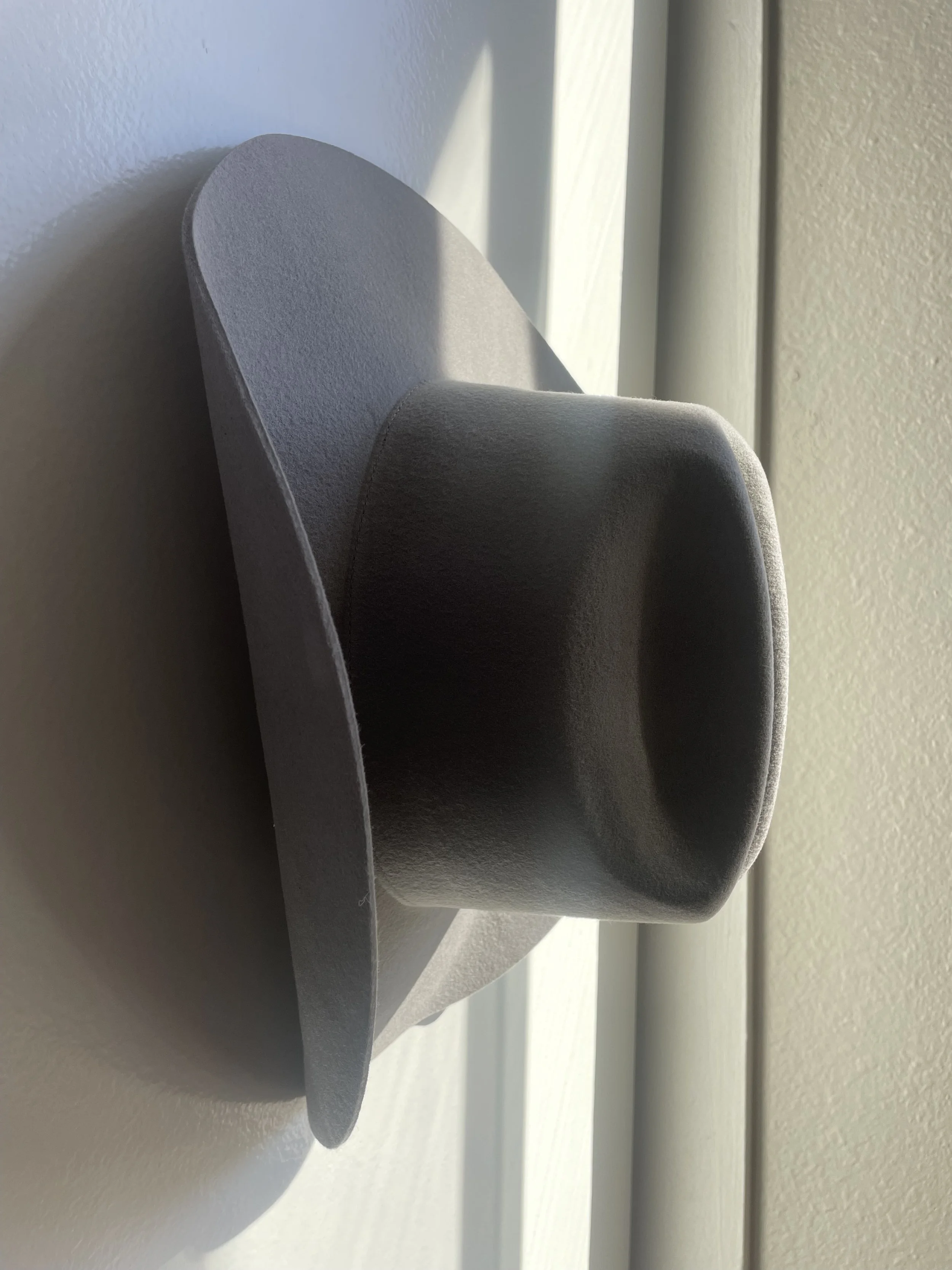 cattleman cowboy hat in grey