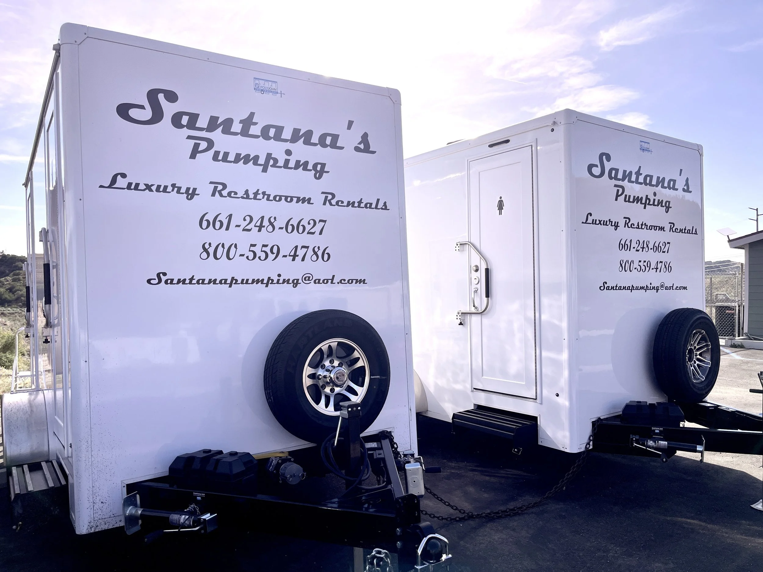 SantanaTrailer-Front.jpg