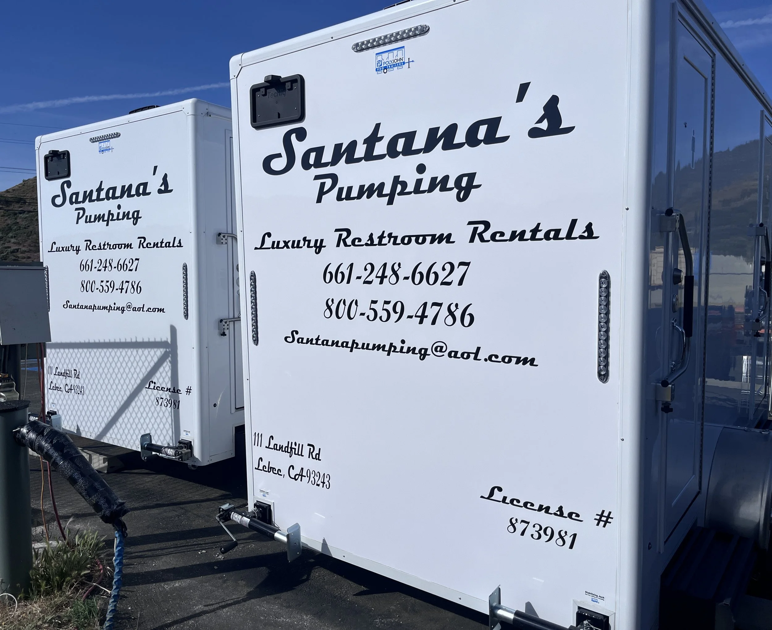 Santana-Trailer-Rear.JPG