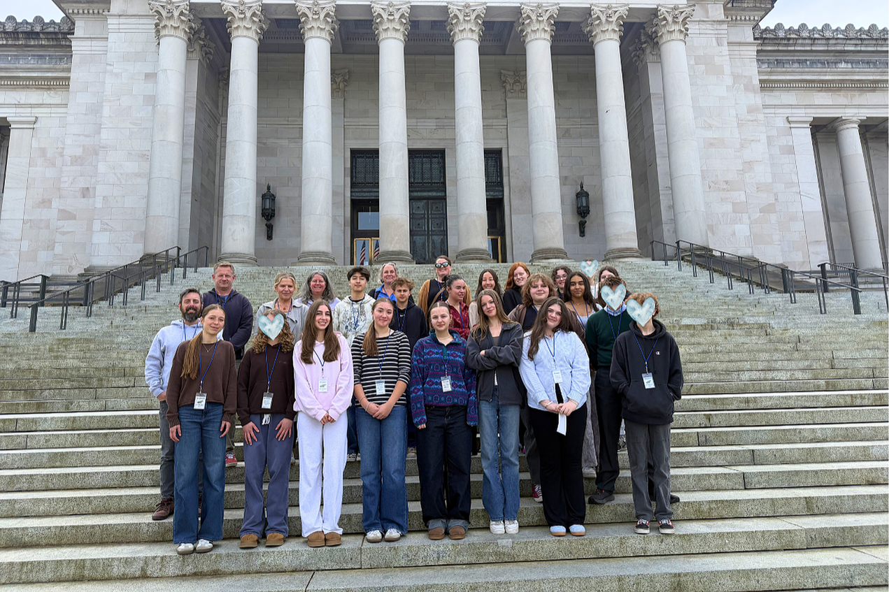 8th Grade Visits the WA State Capitol