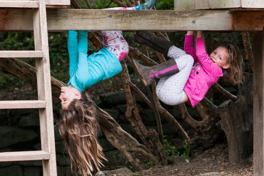 2016_Students_school_recess_019.png