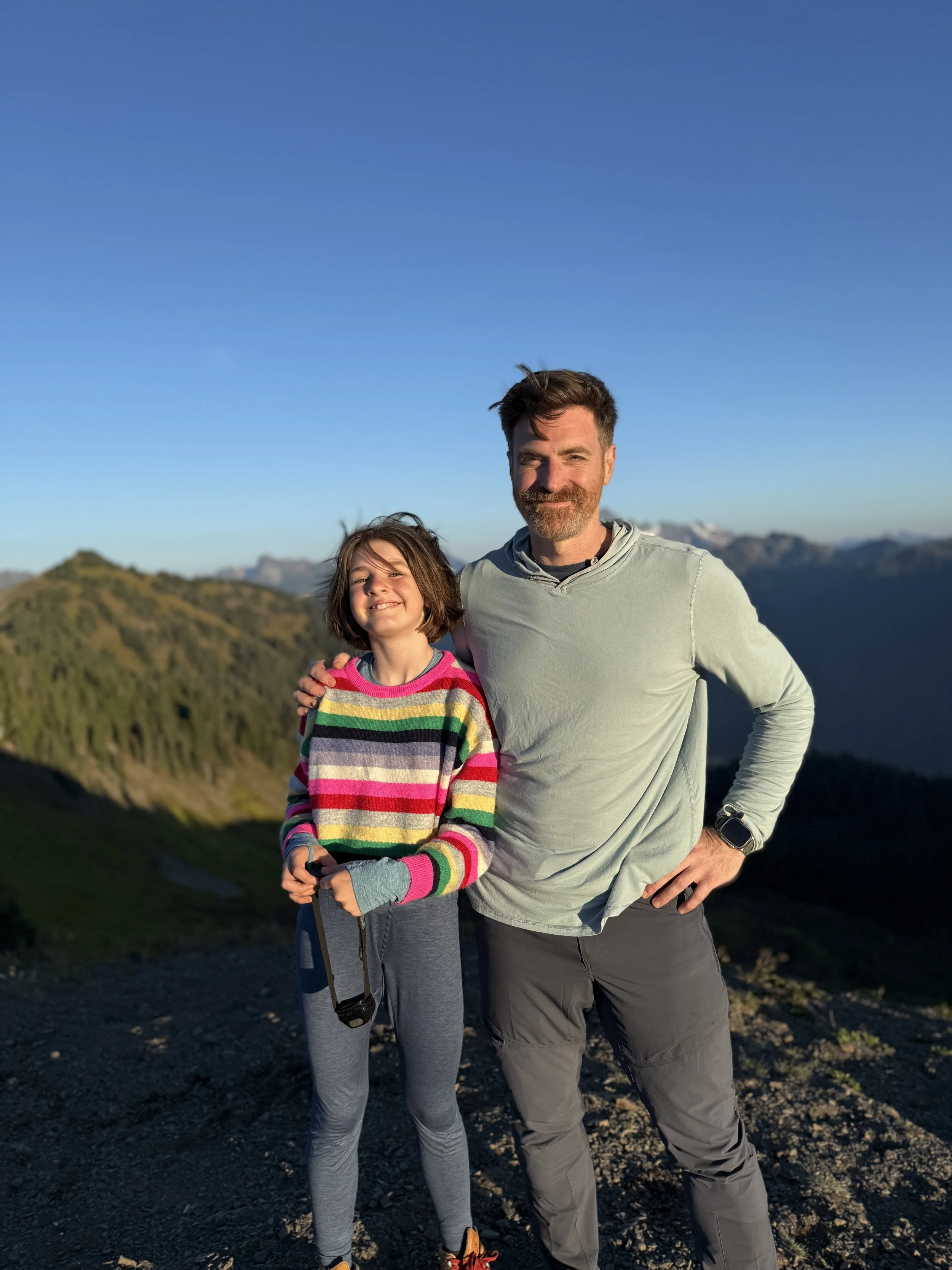 Parent Volunteering Hike.jpg