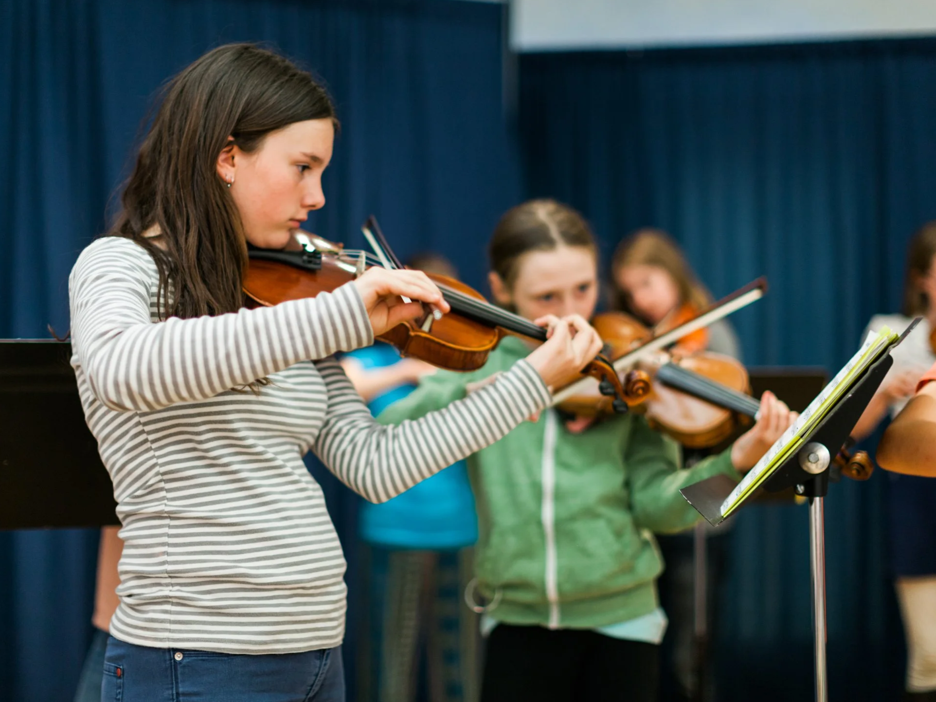 Copy of 2016_Students_school_music_012.png