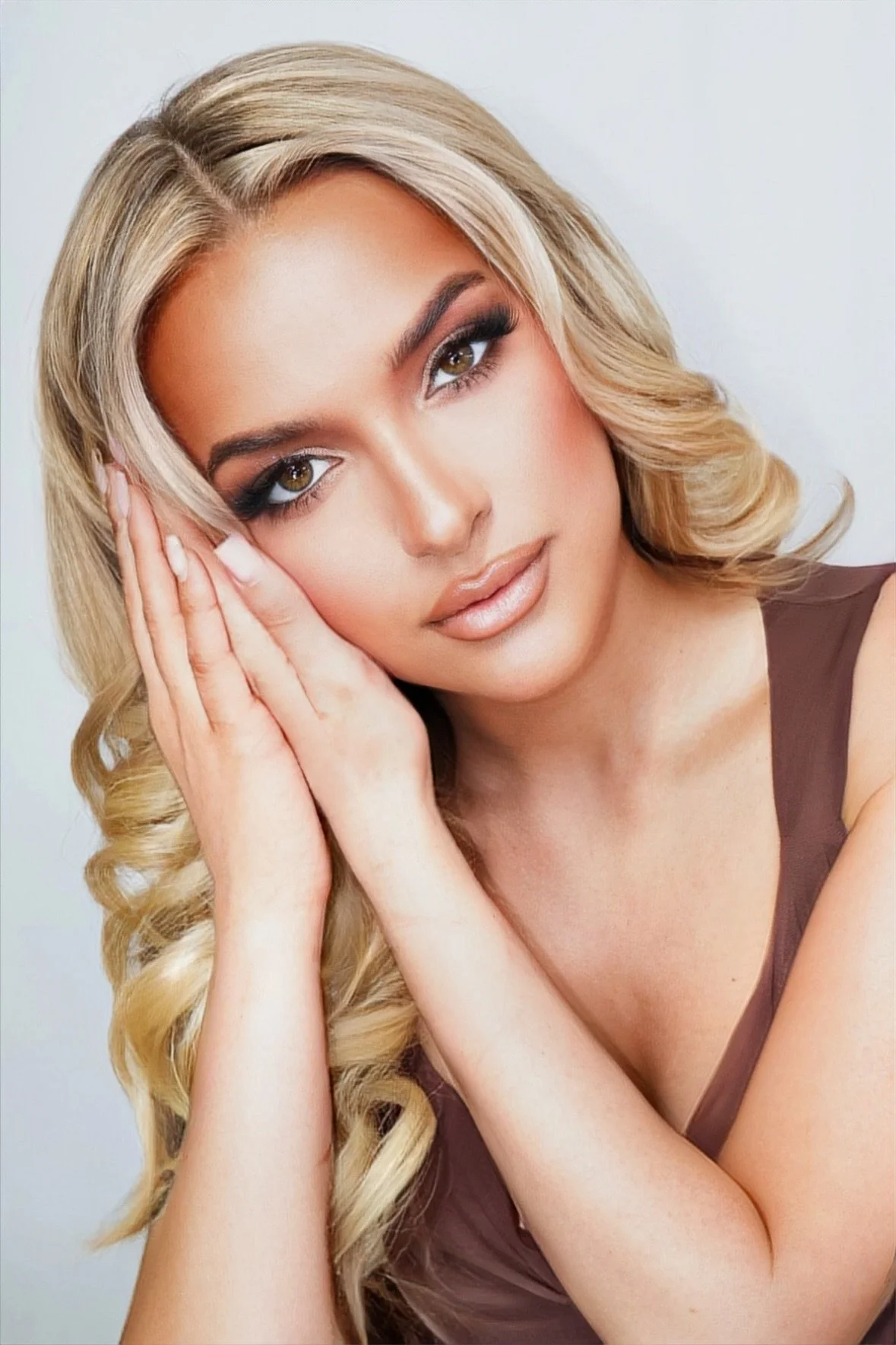 Rylee Burk Headshot.JPG