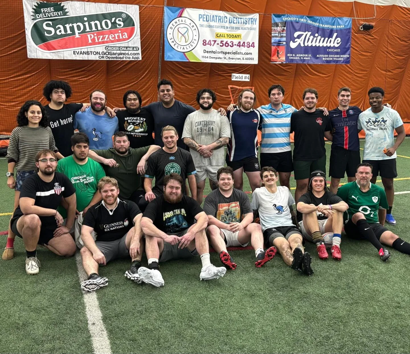 Sweat, smiles, and stout

The three essential food groups for any rugby player

Great session on the pitch tonight, followed by even better company at Mullen&rsquo;s

Come for the rugby, stay for the community (and the Guinness)

#NorthsideRugby #Chi