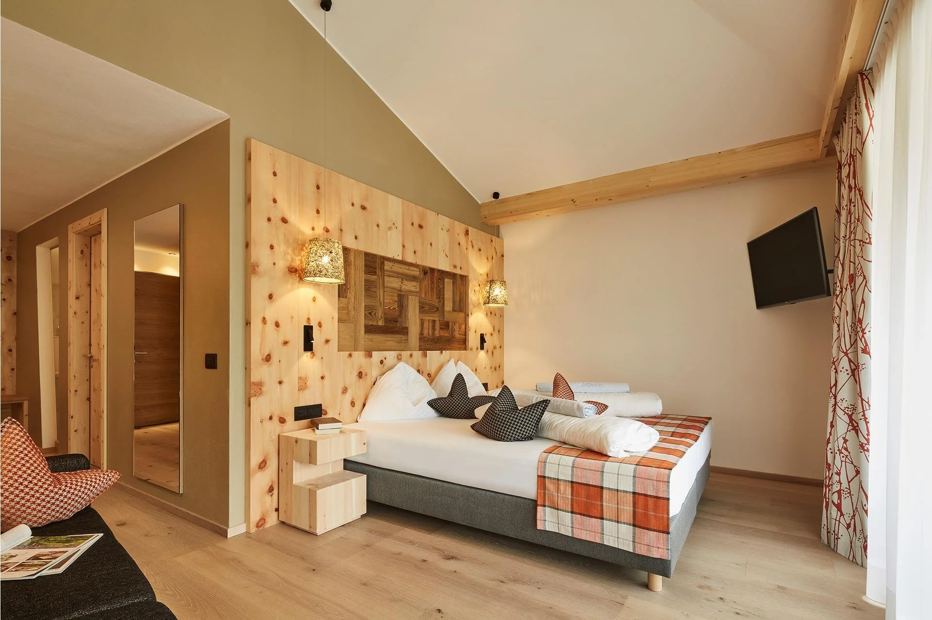 room alta.jpg