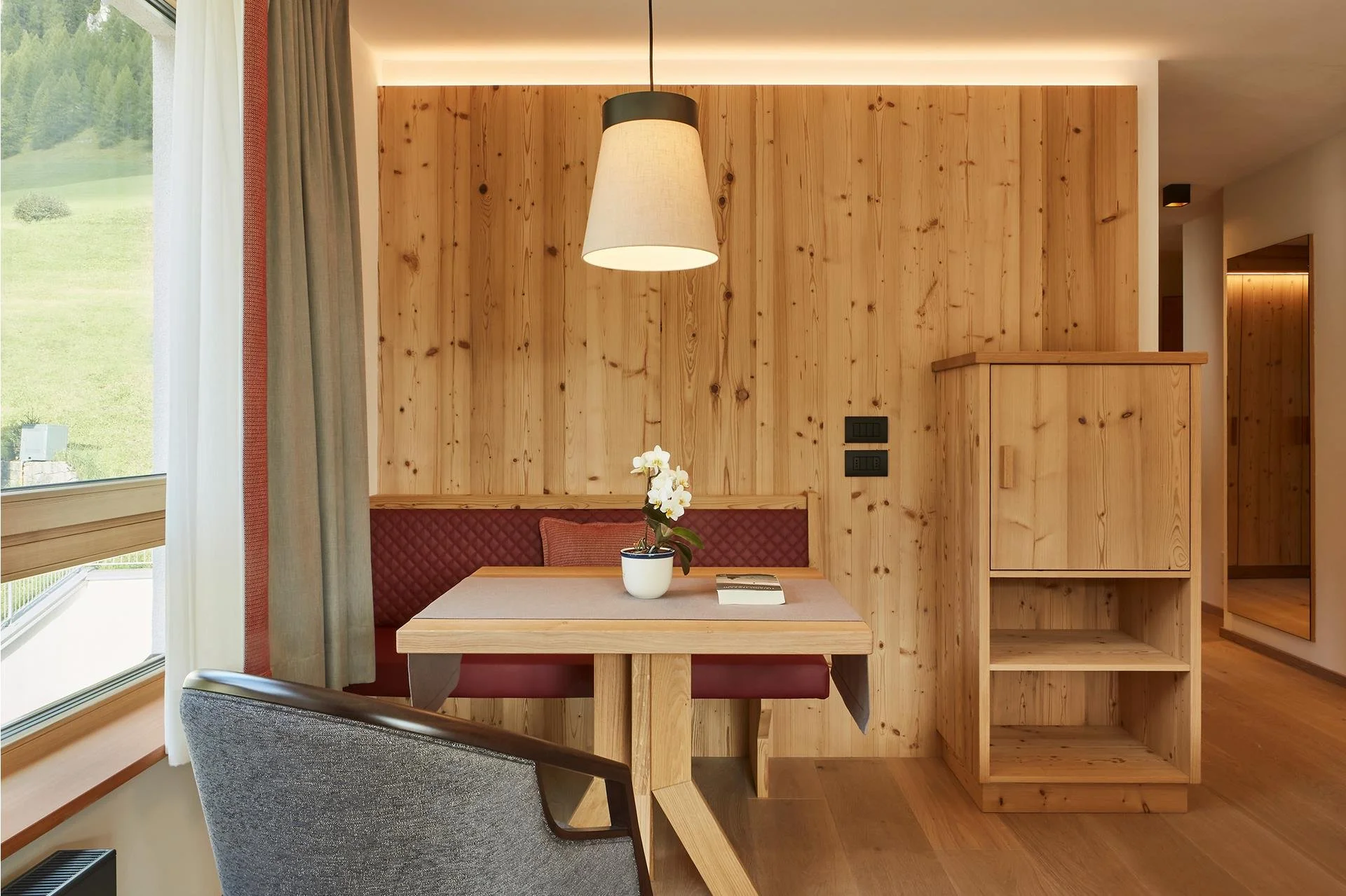 room alta 2.jpg